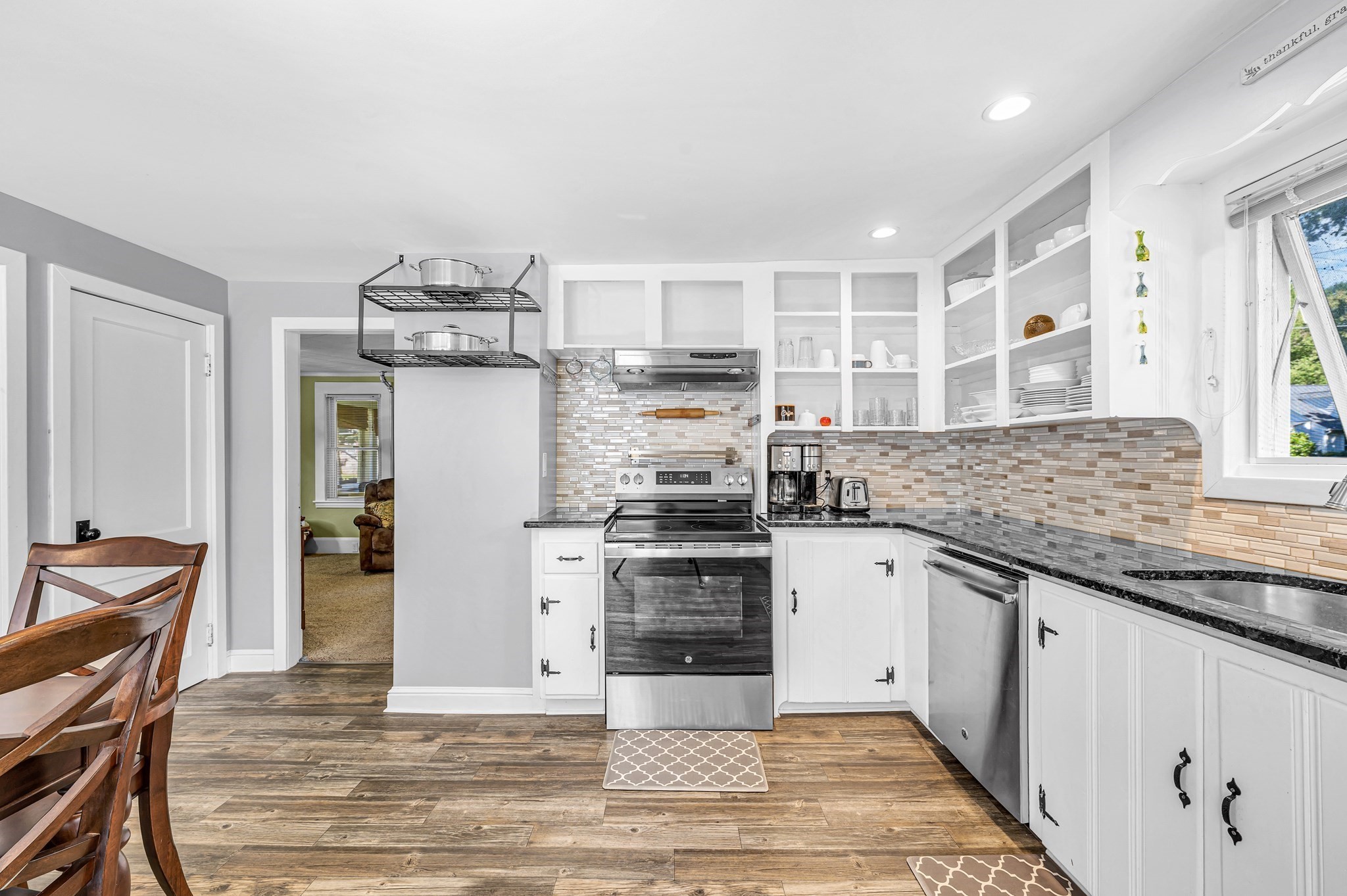 123 Metacomet St Property Photo 7