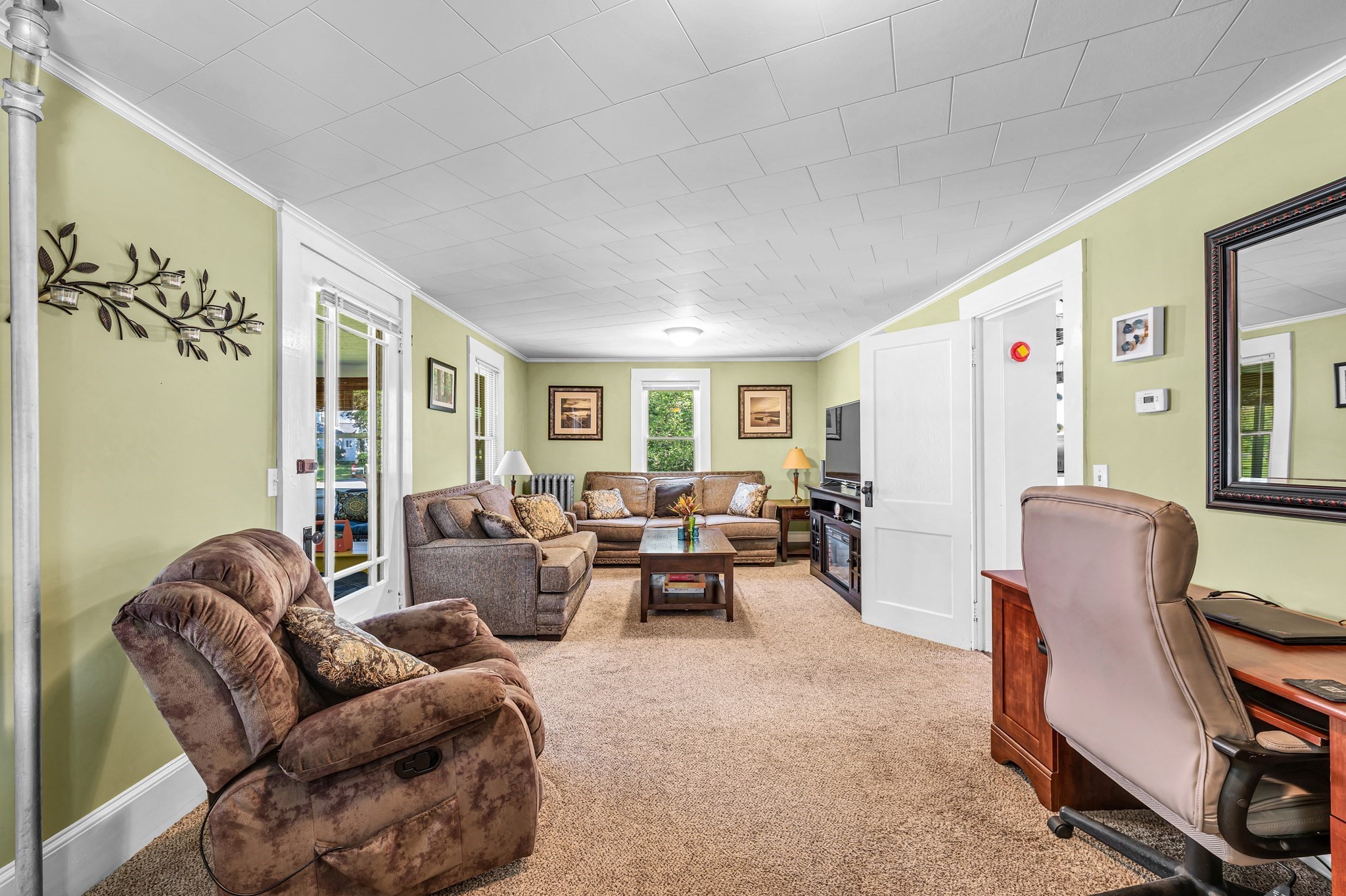 123 Metacomet St Property Photo 19