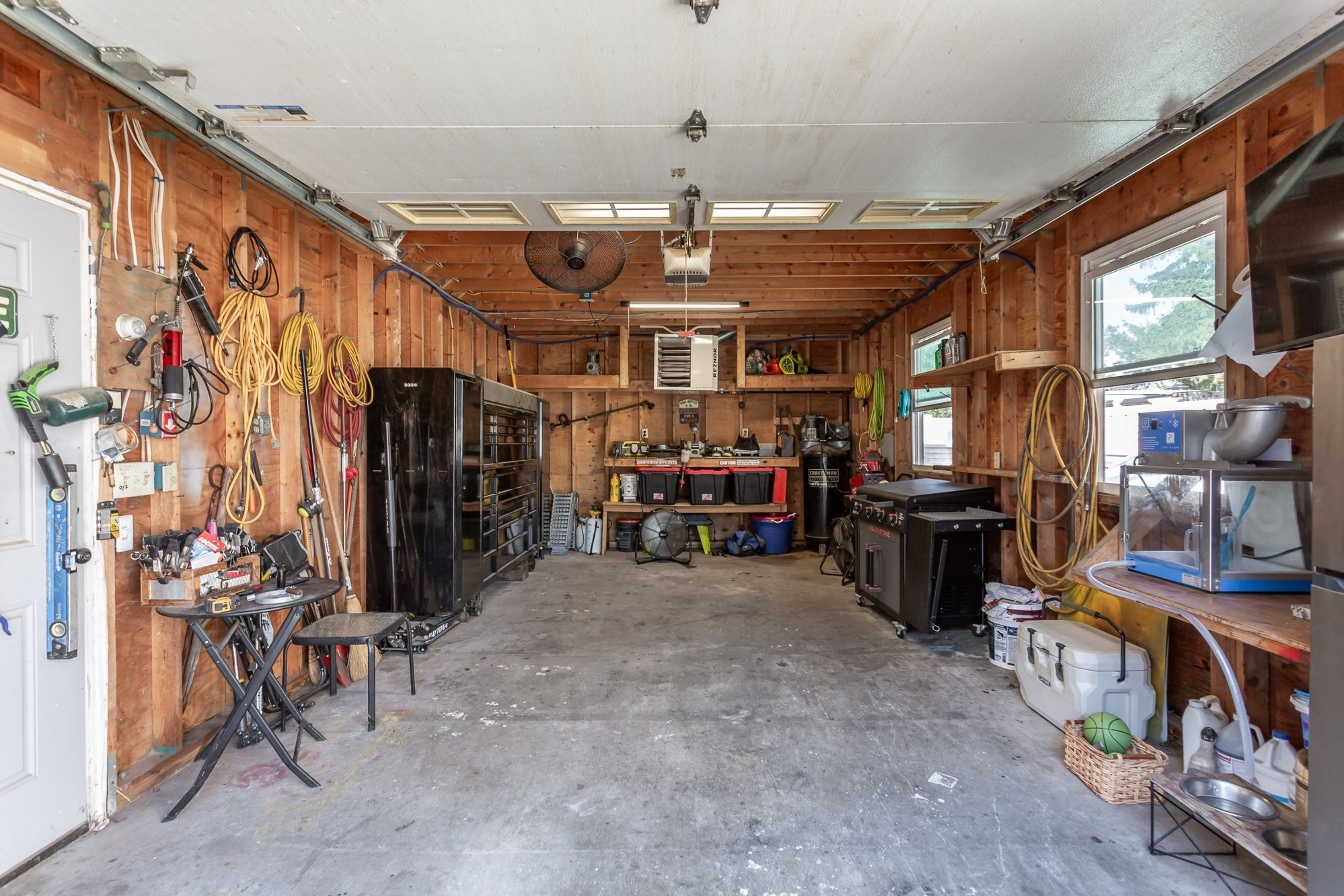 71 Sycamore St Property Photo 31