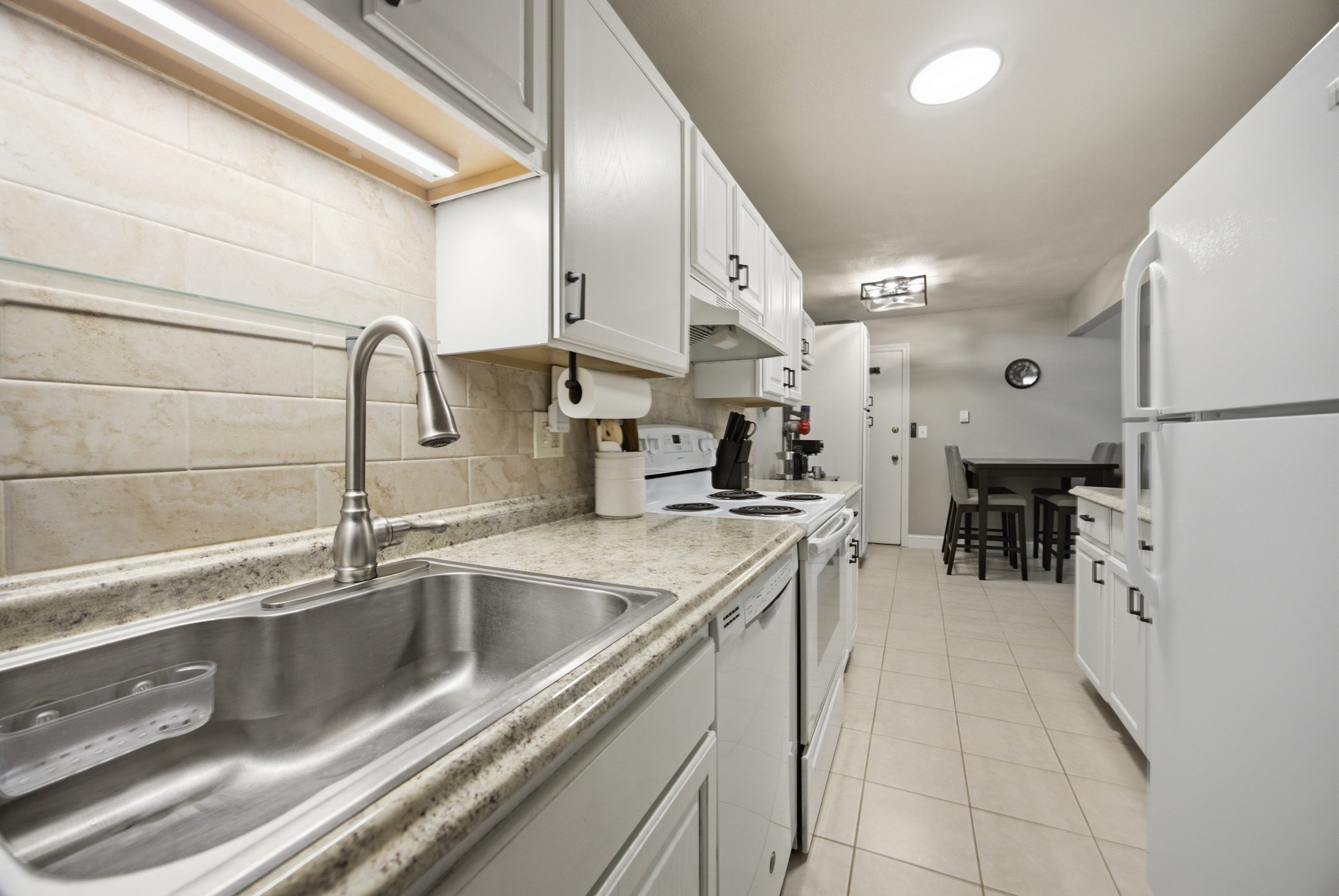207 Samoset Street # B16 Property Photo 8