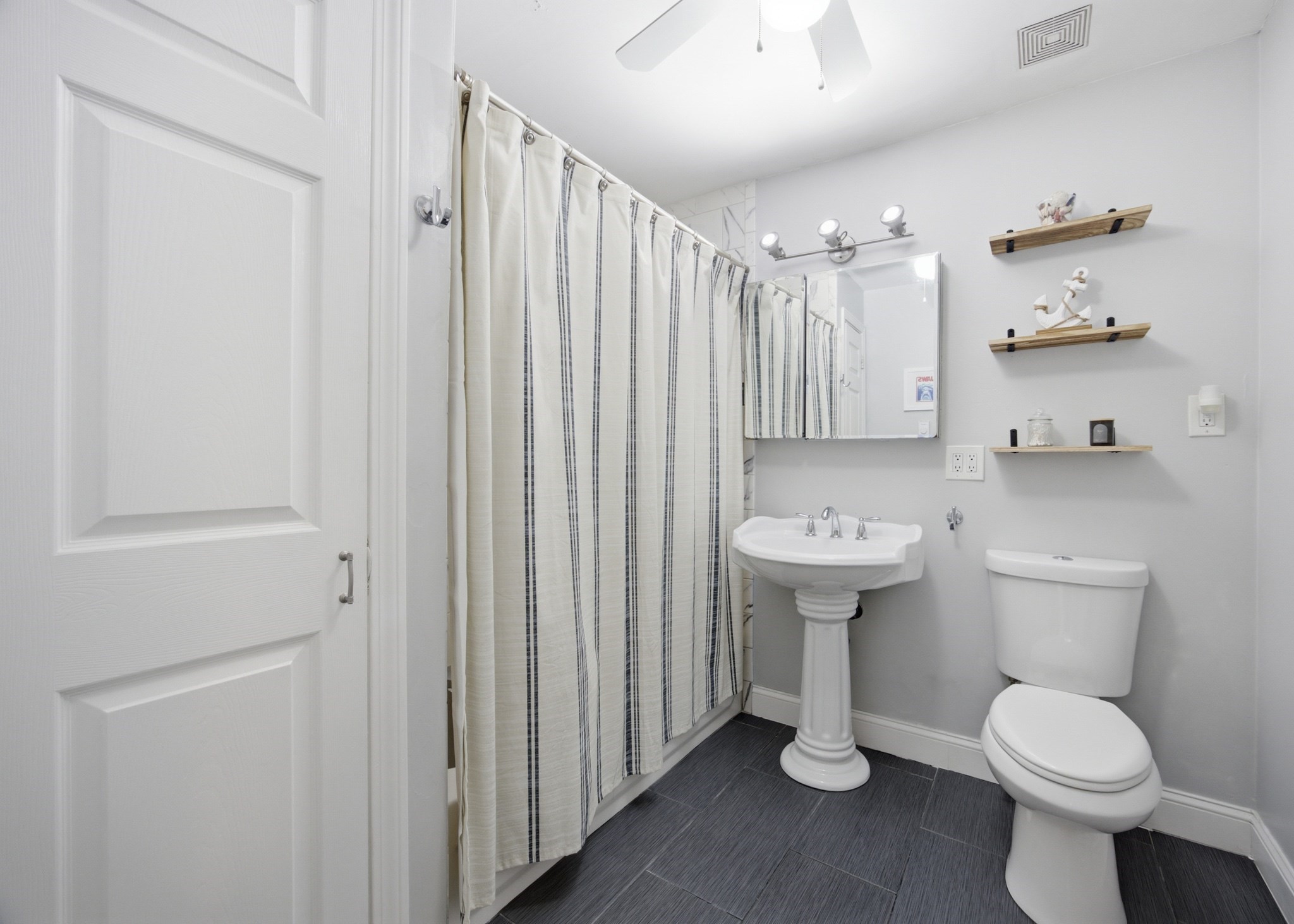 207 Samoset Street # B16 Property Photo 11