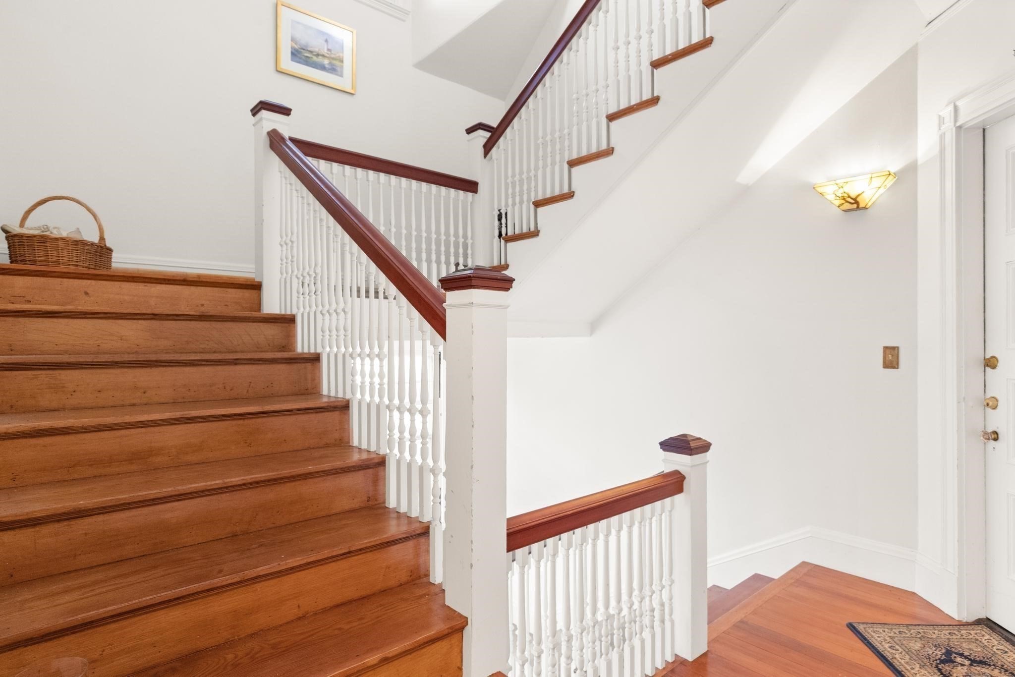 158 Hesperus Ave # 2l Property Photo 5