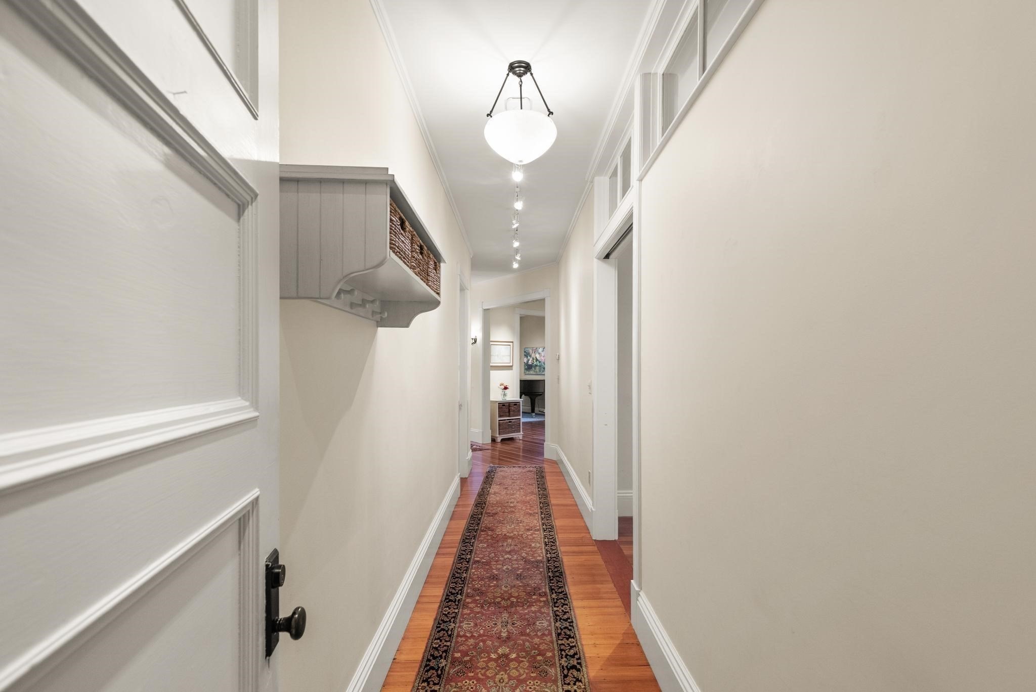 158 Hesperus Ave # 2l Property Photo 6