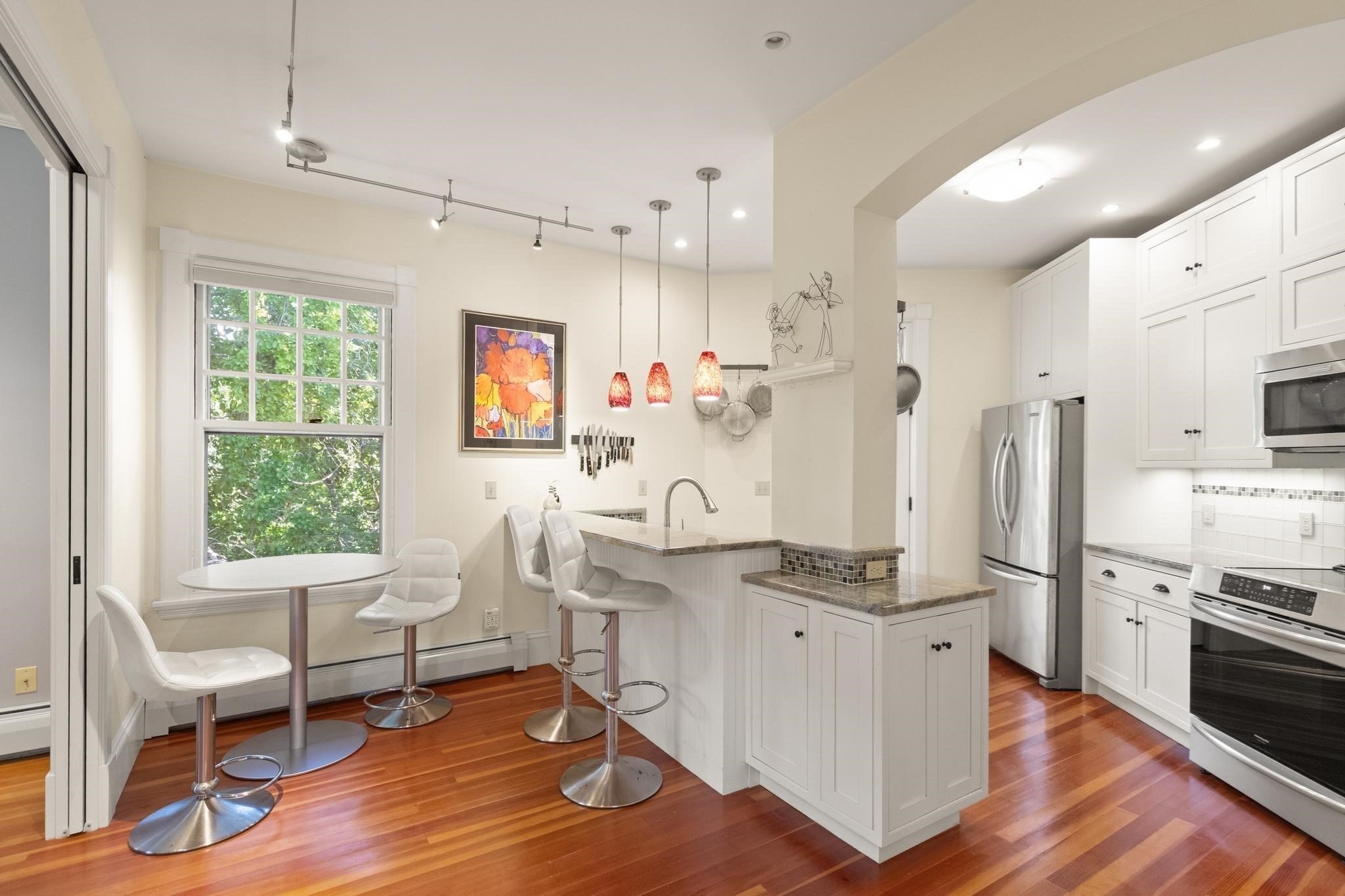 158 Hesperus Ave # 2l Property Photo 7