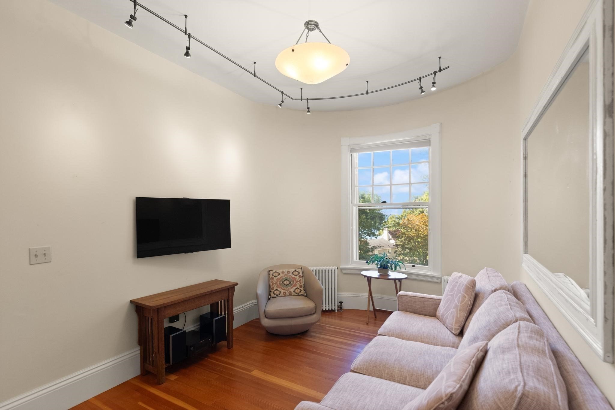 158 Hesperus Ave # 2l Property Photo 22
