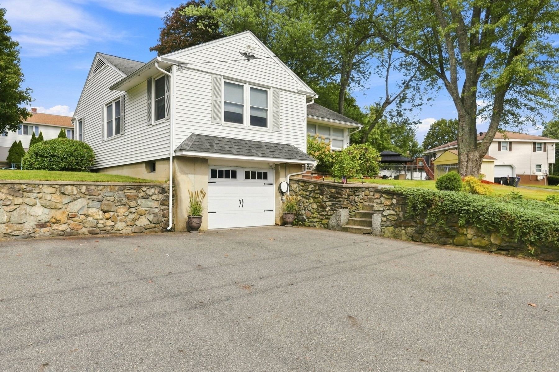 3 Tyler St. Property Photo 2
