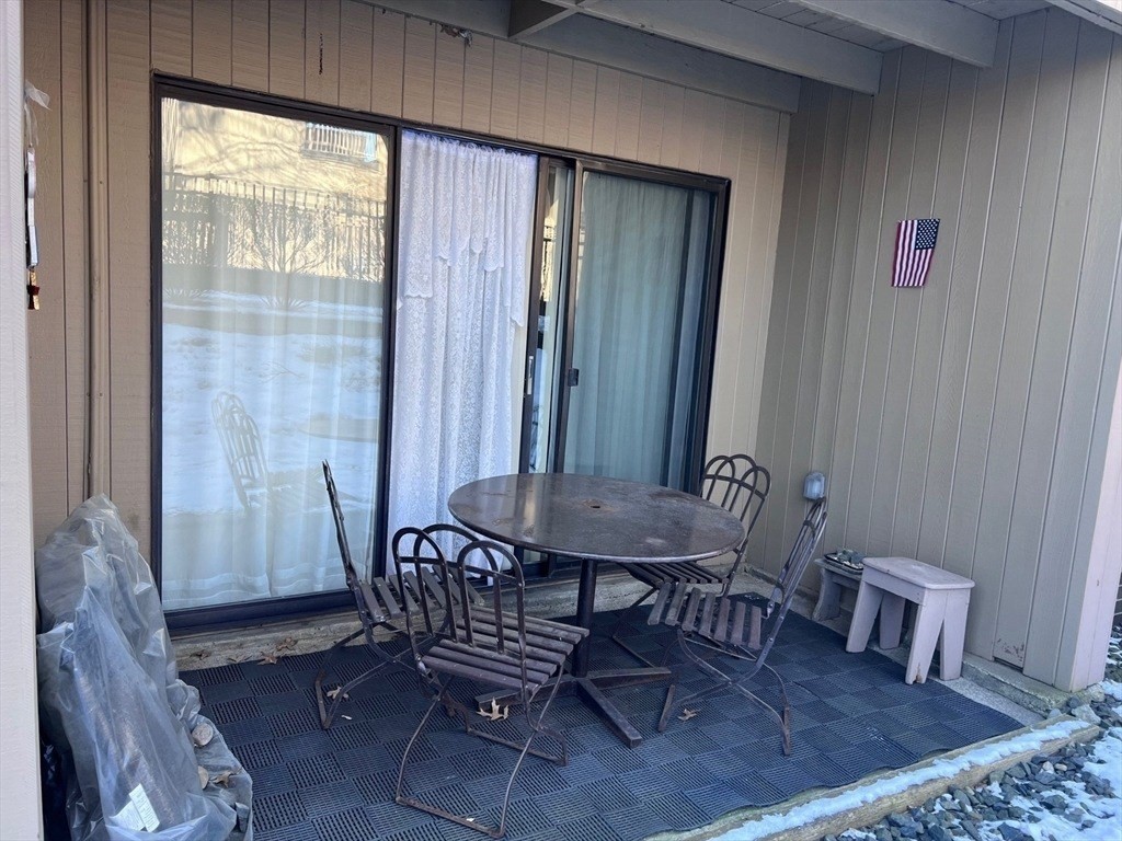 70 Shrewsbury Green # C Property Photo 11