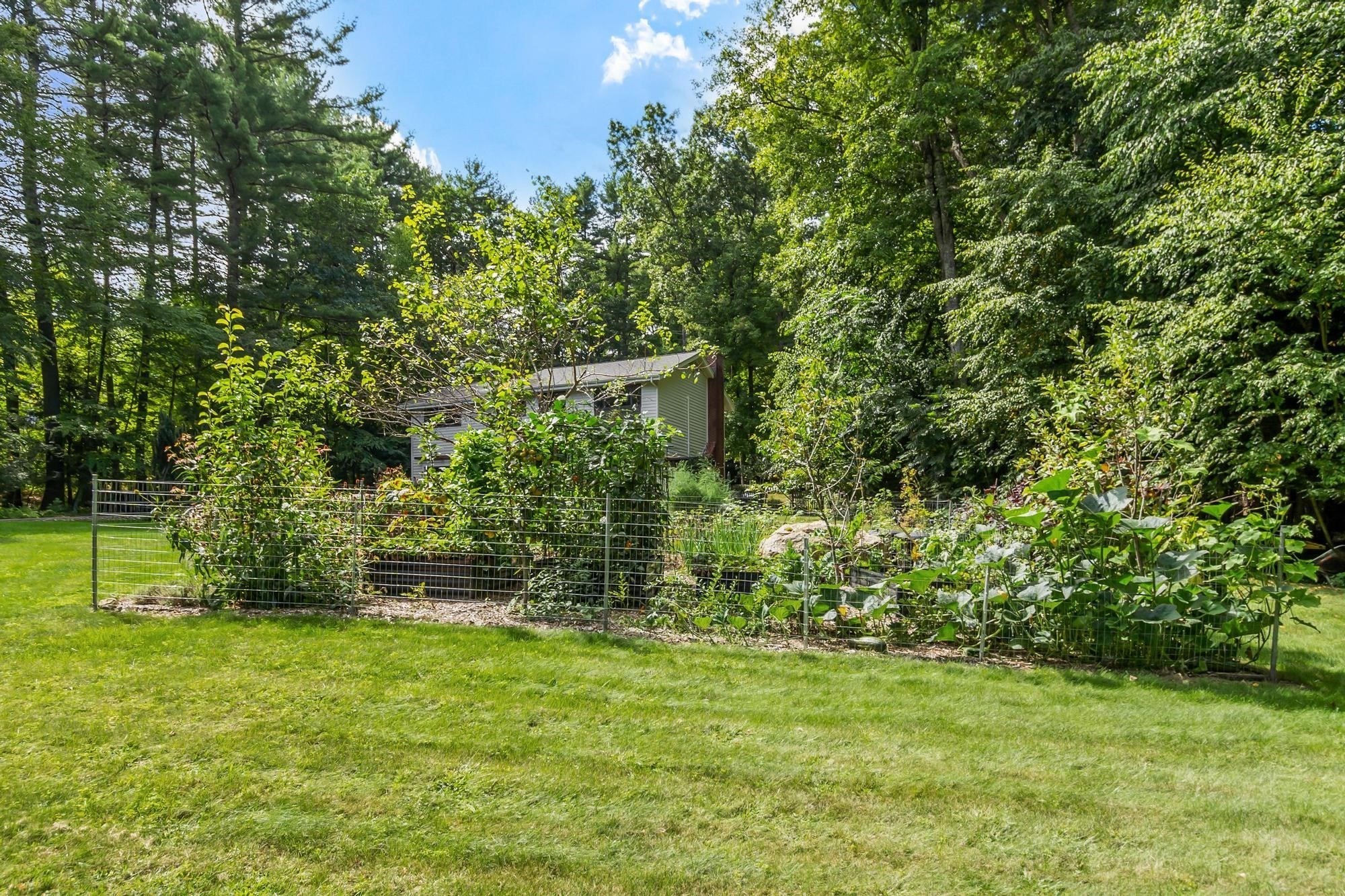 29 Shaker Rd Property Photo 40