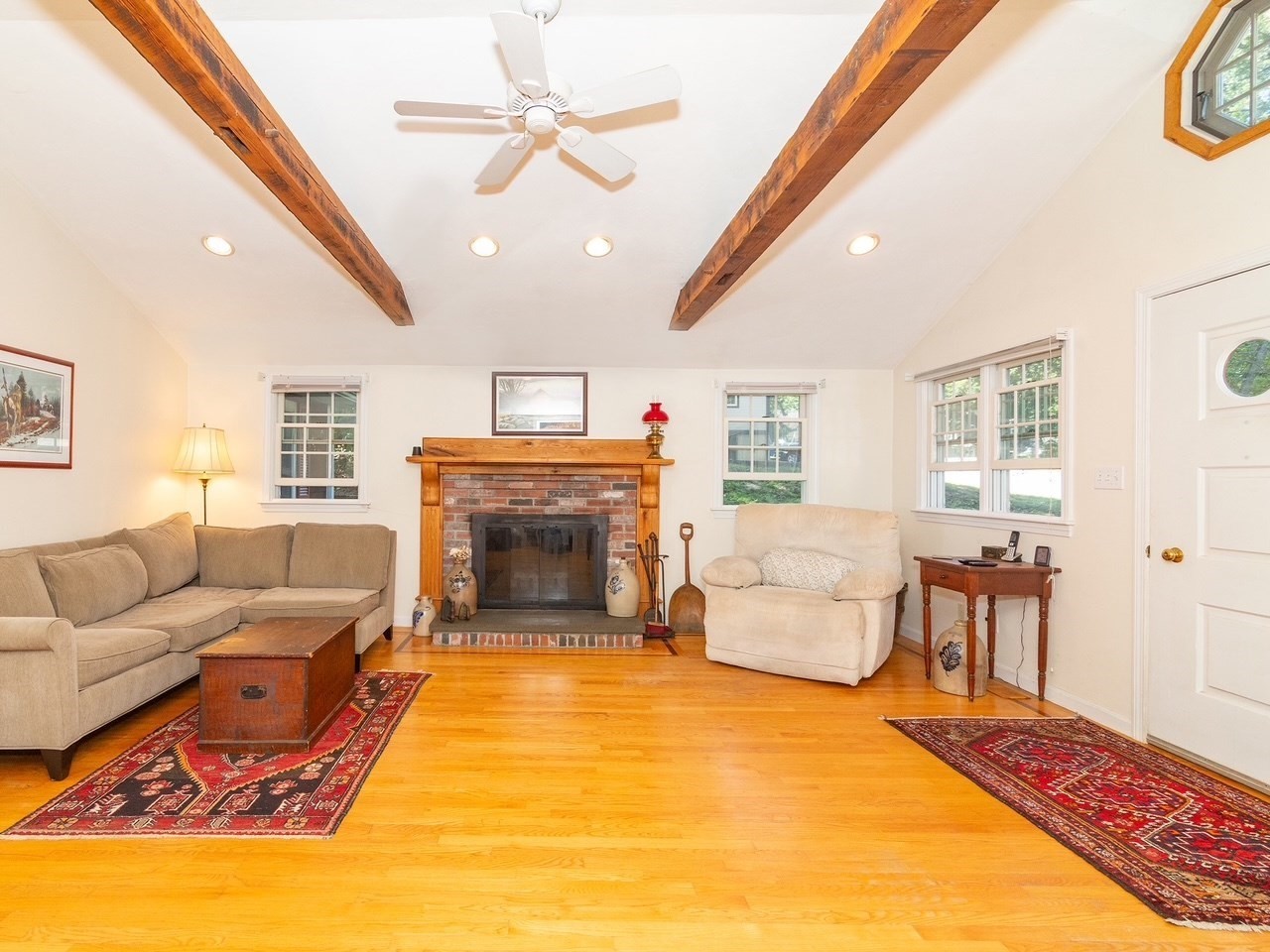 5 Mansion Rd Property Photo 9