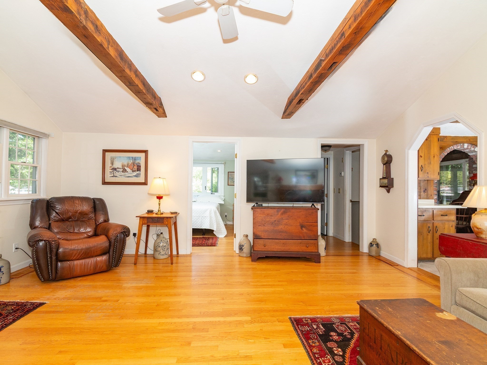 5 Mansion Rd Property Photo 11