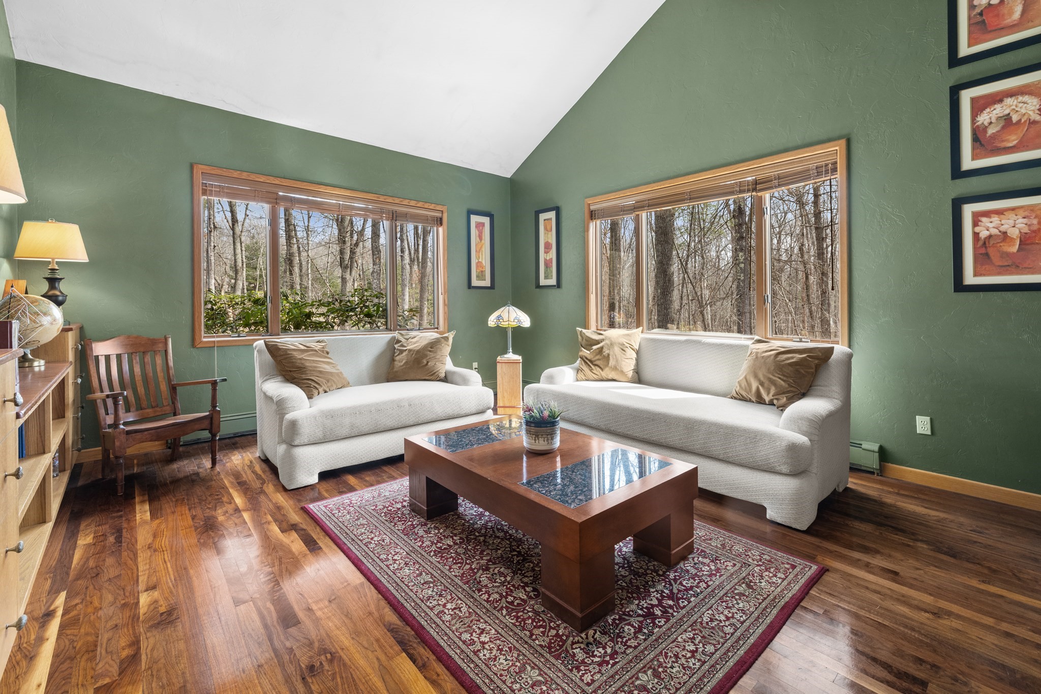 275 Chestnut Property Photo 4