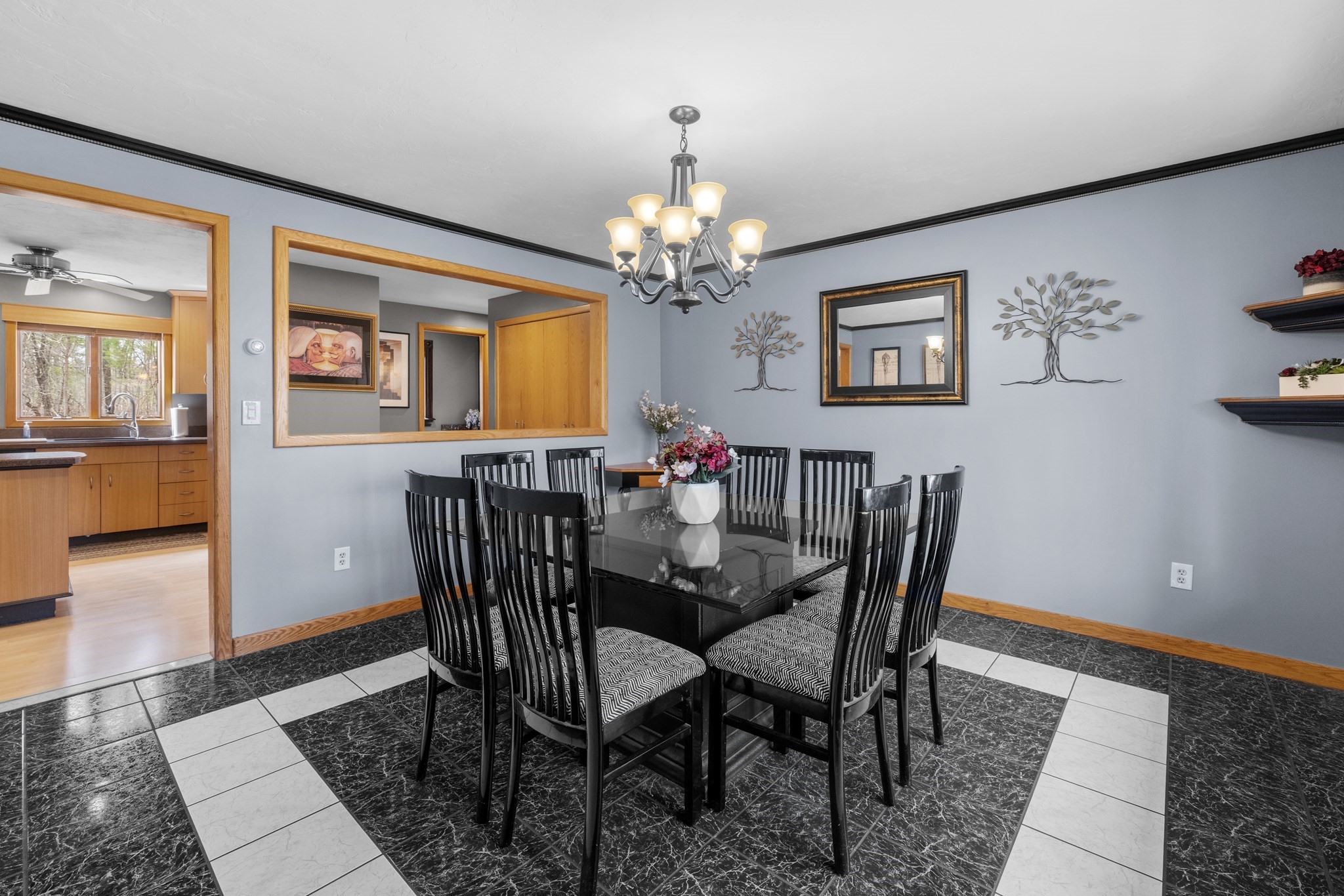275 Chestnut Property Photo 11