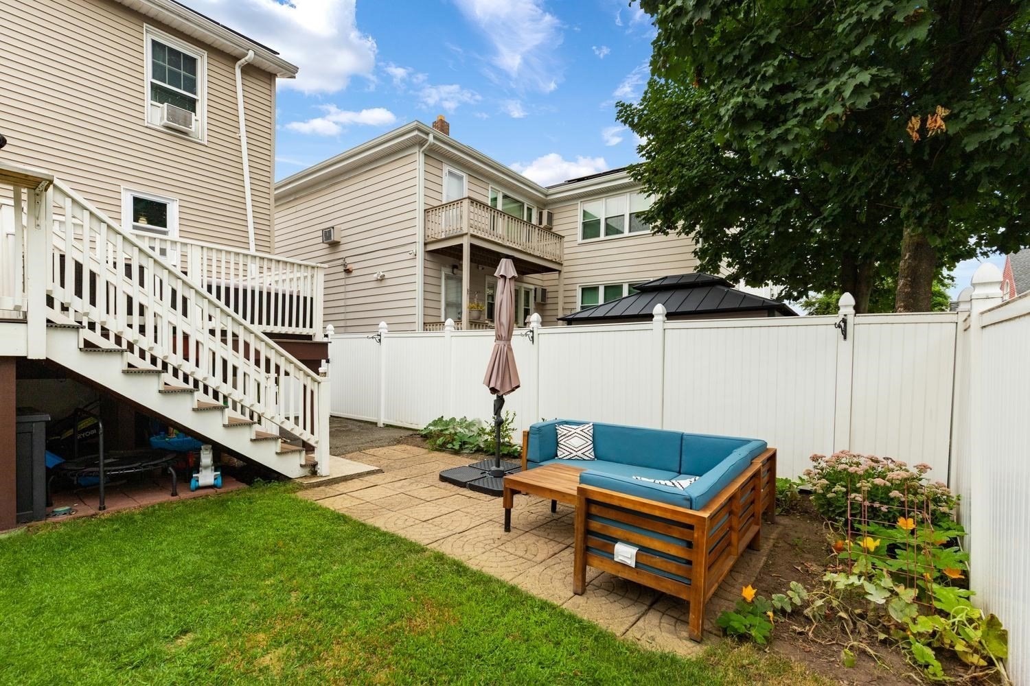 46 Bickford Ave # 46 Property Photo 6