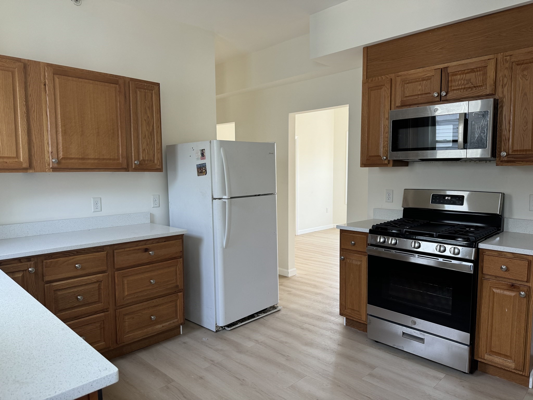 247 Harvard St # 3 Property Photo 9