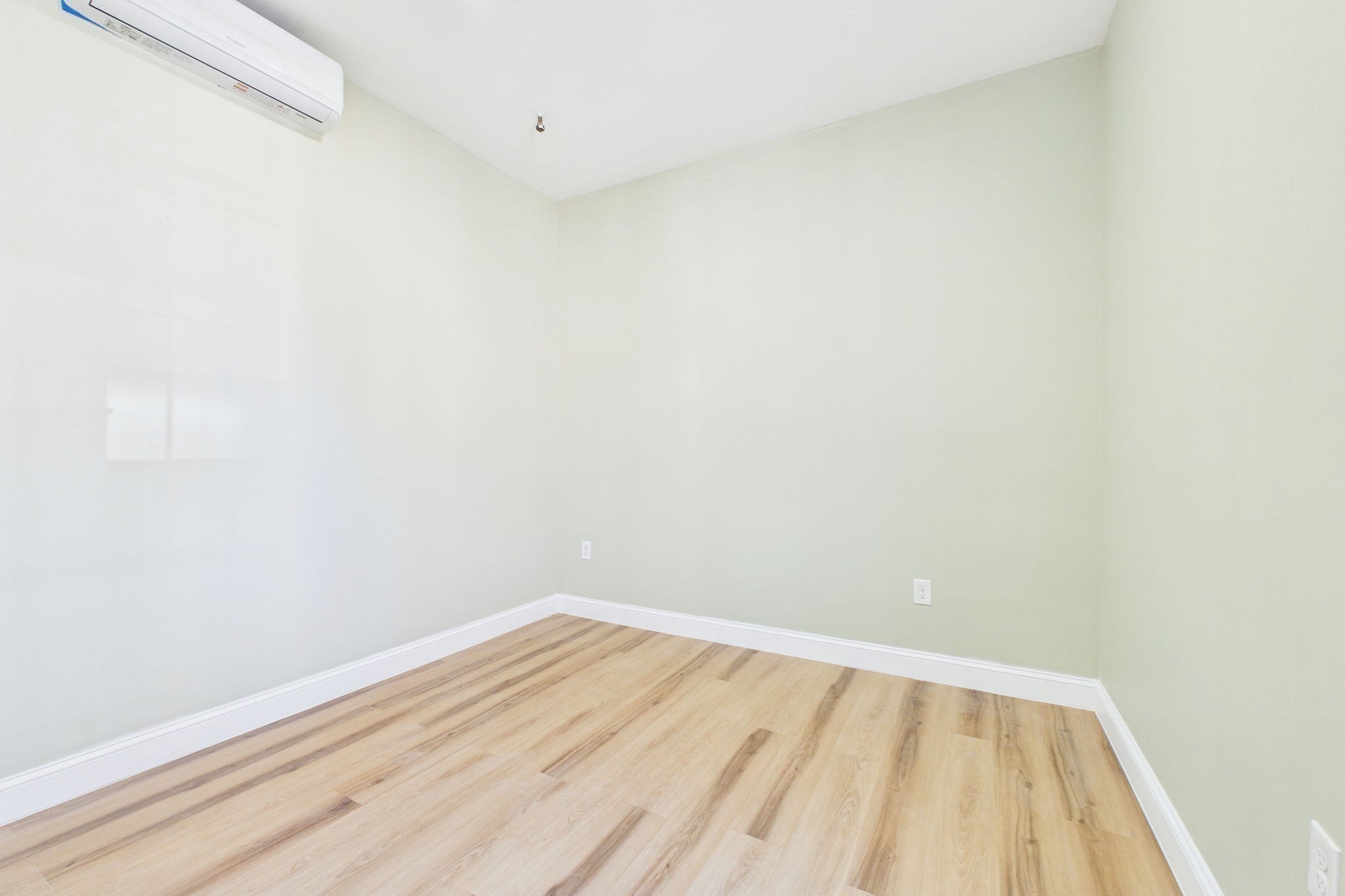 110 Eighth Street Property Photo 20