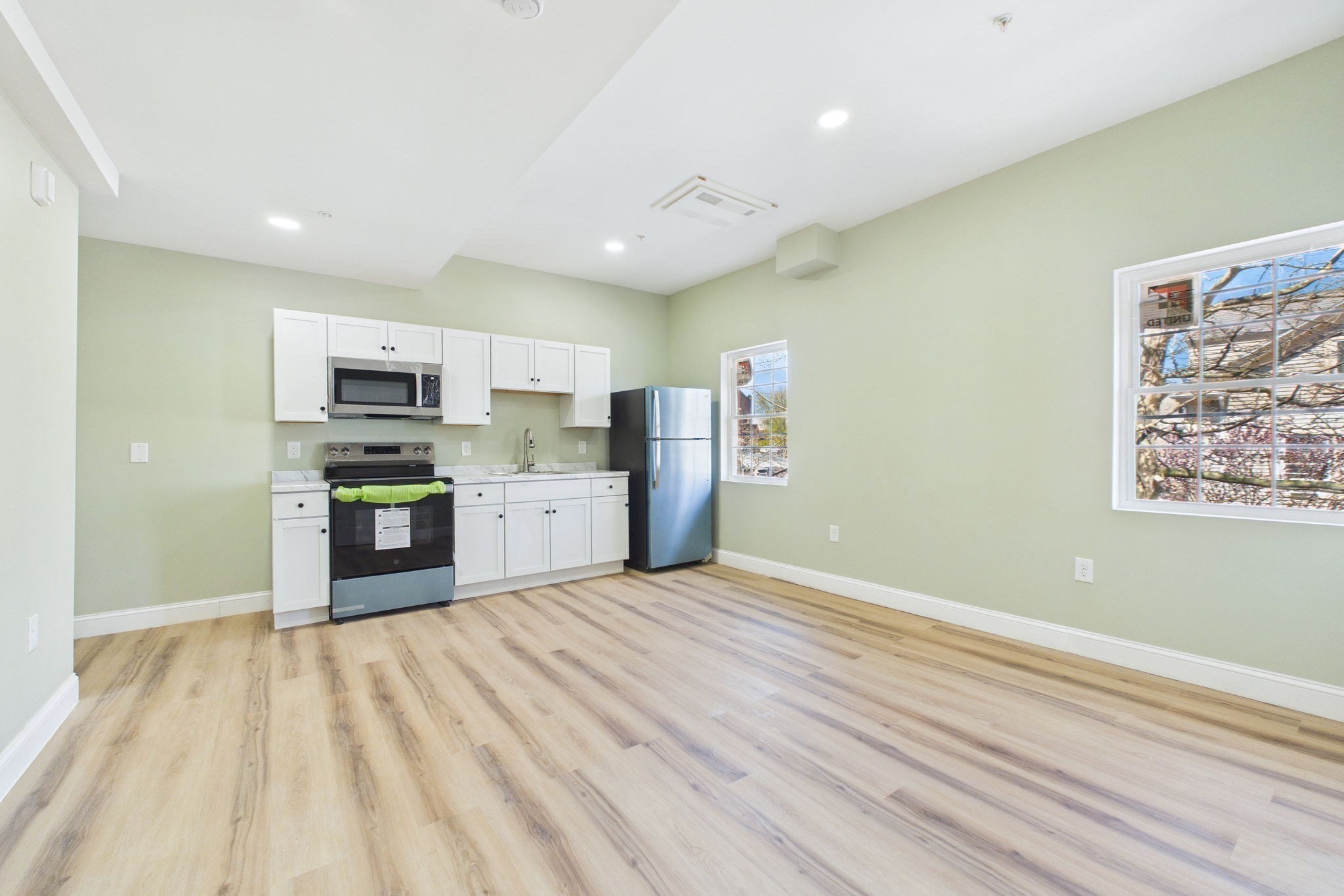 110 Eighth Street Property Photo 25