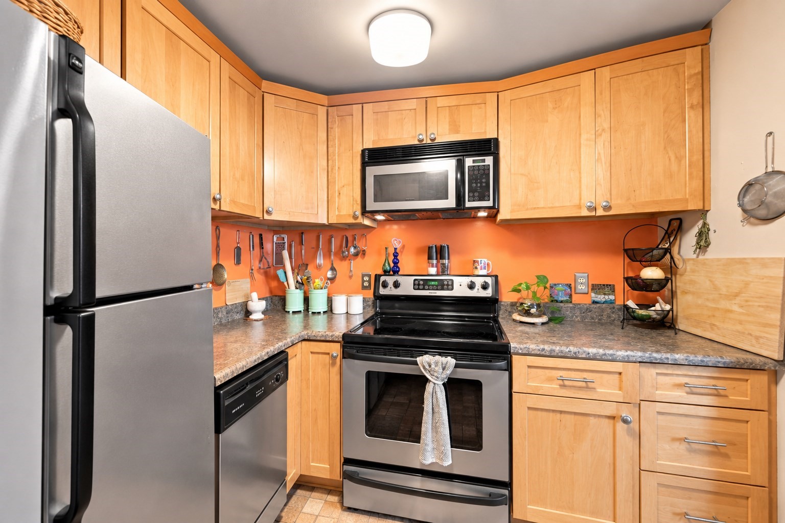 157 Winnisimmet St # 1d Property Photo 5