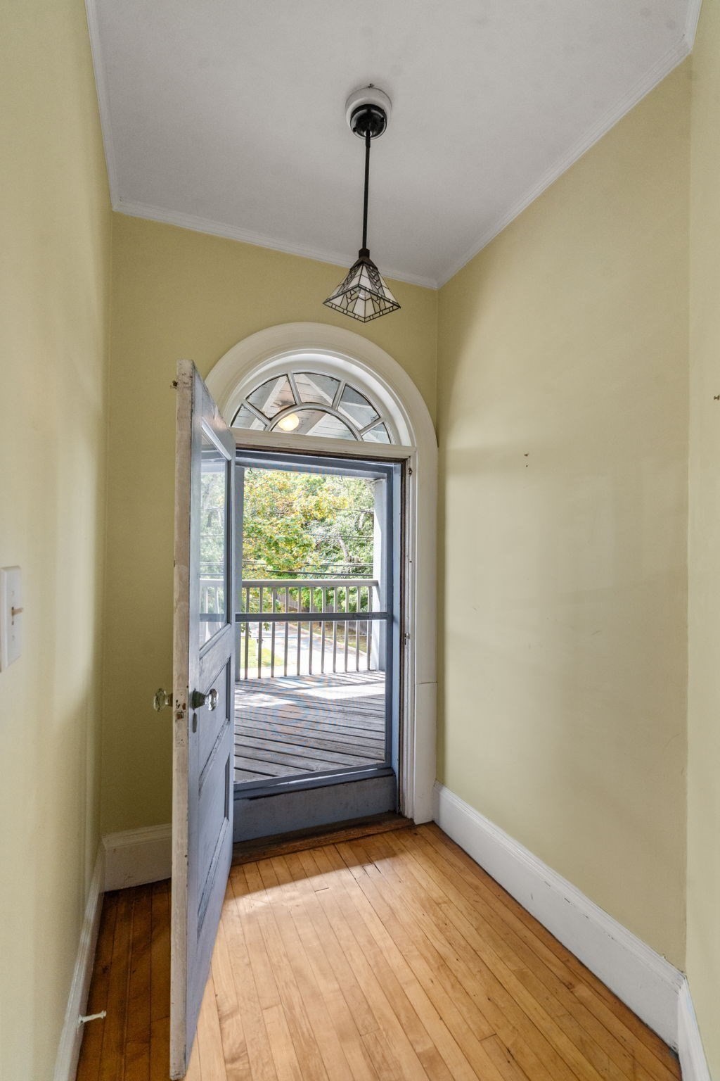 249 Crafts St Property Photo 21