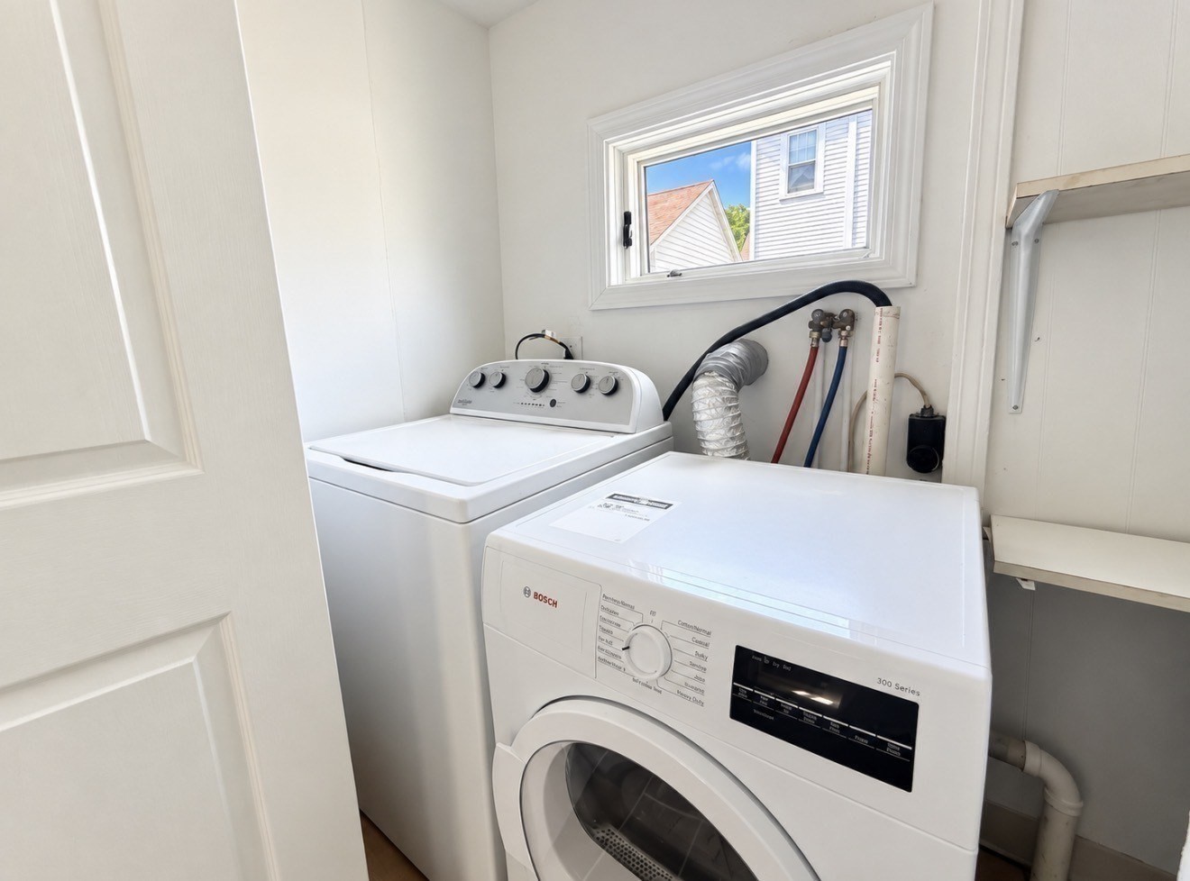 298 Onset Ave Property Photo 10