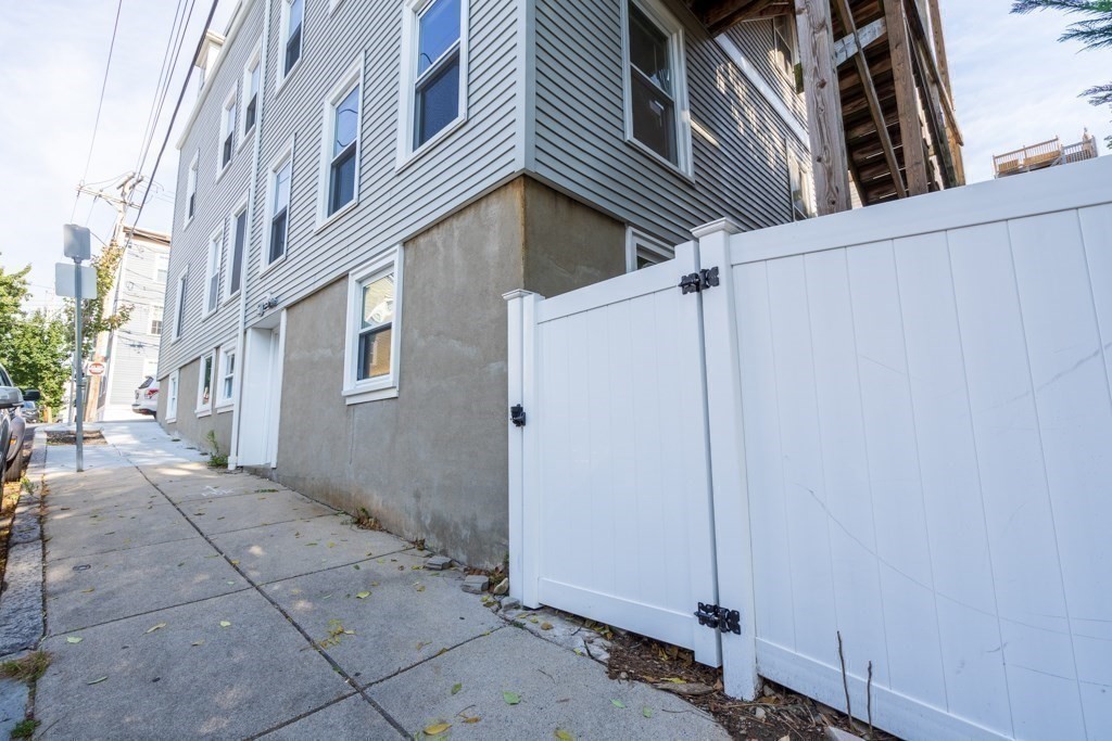 47 Telegraph St # 2 Property Photo 4