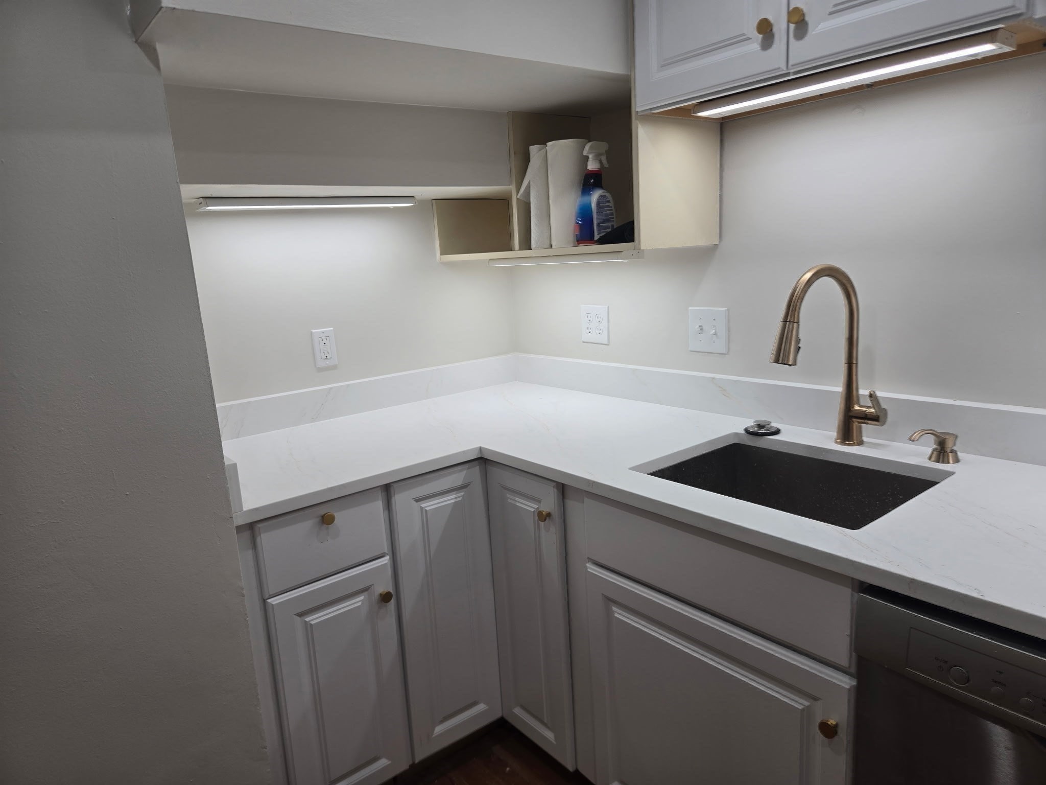 47 Telegraph St # 2 Property Photo 9