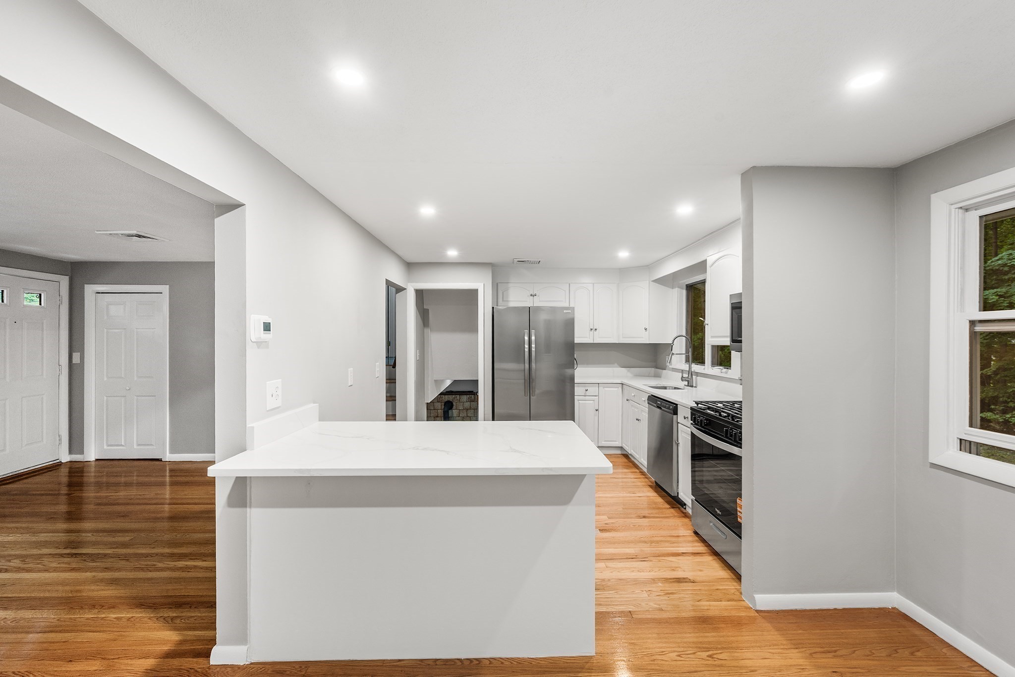 23 Poplar St Property Photo 9