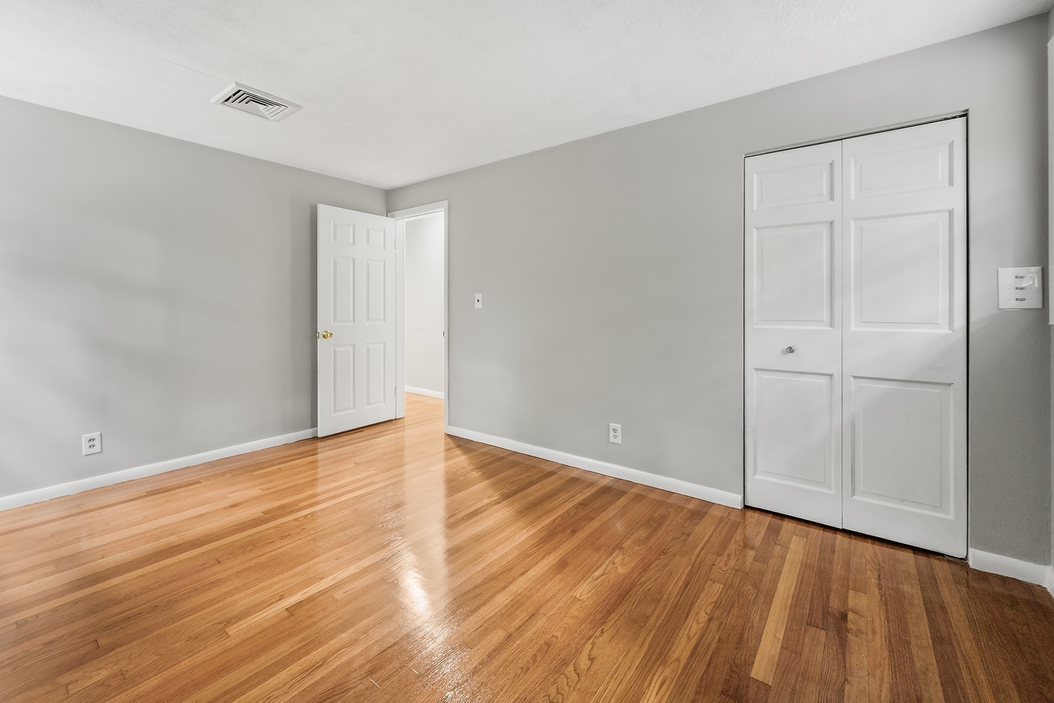 23 Poplar St Property Photo 14