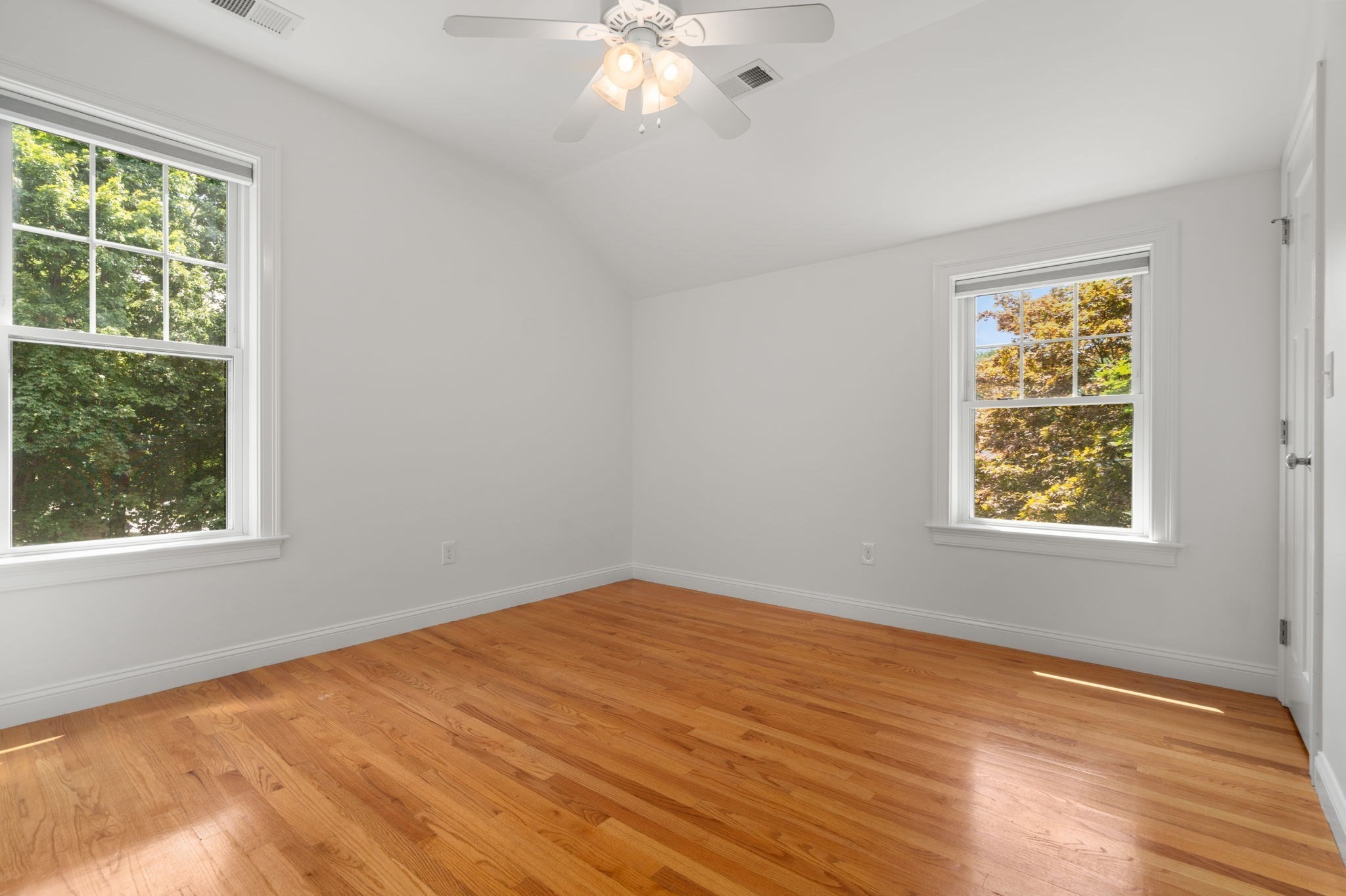 12 Lancaster Rd Property Photo 16