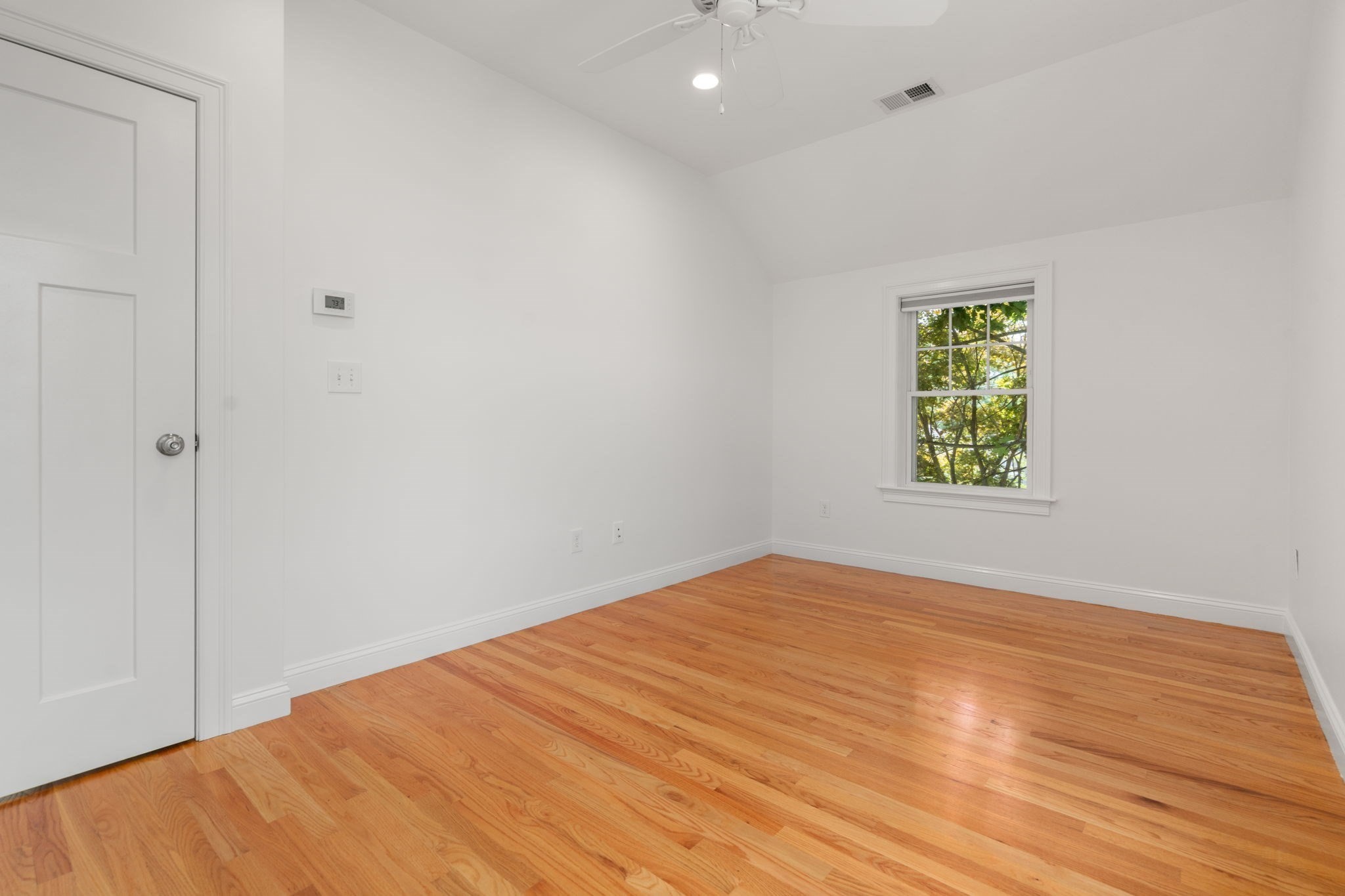 12 Lancaster Rd Property Photo 18