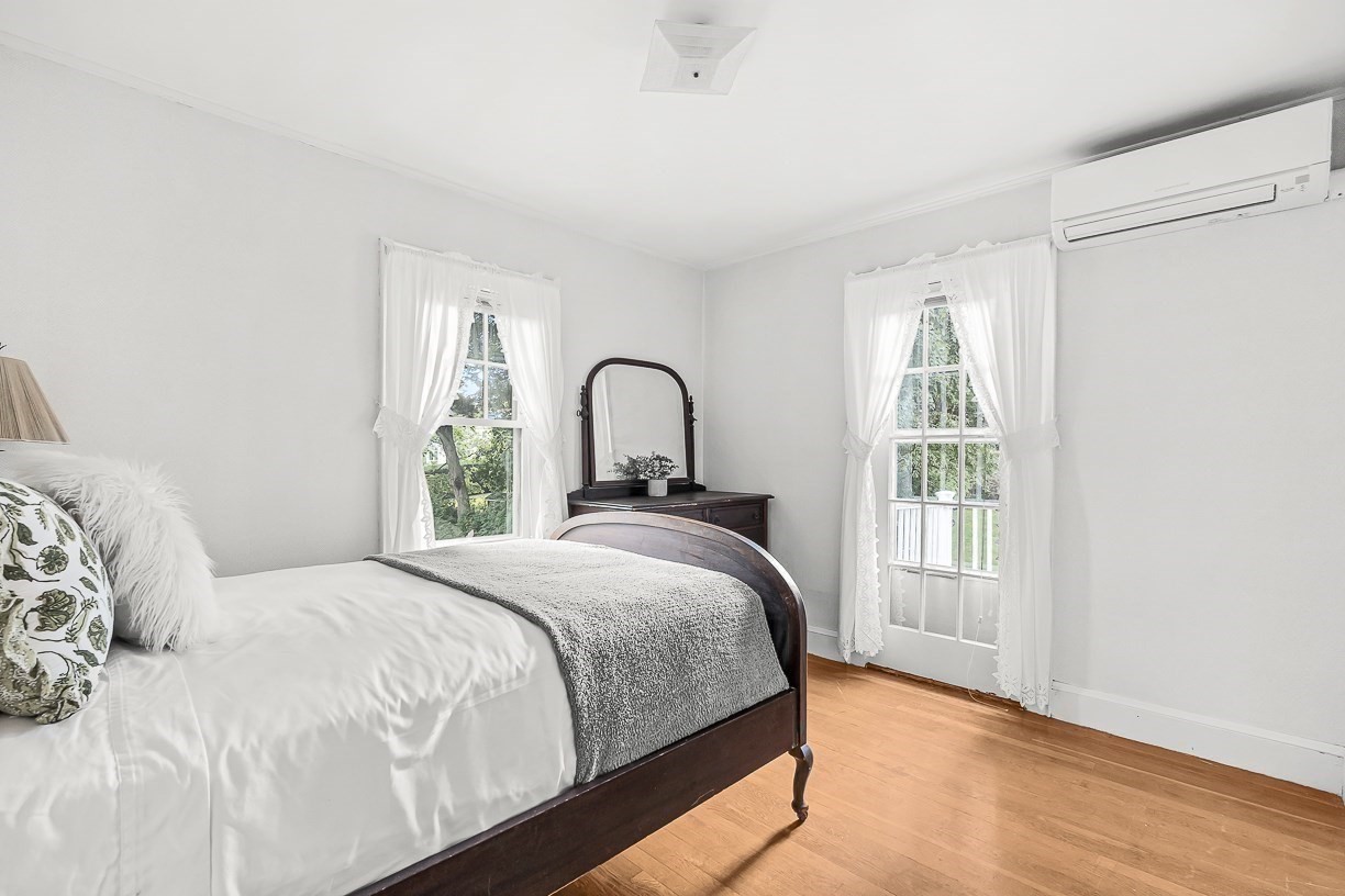 143 Arlington Street Property Photo 27