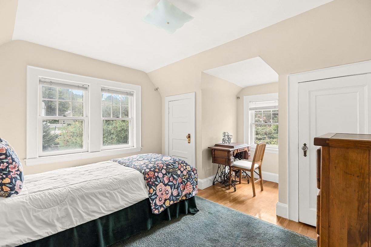 143 Arlington Street Property Photo 31