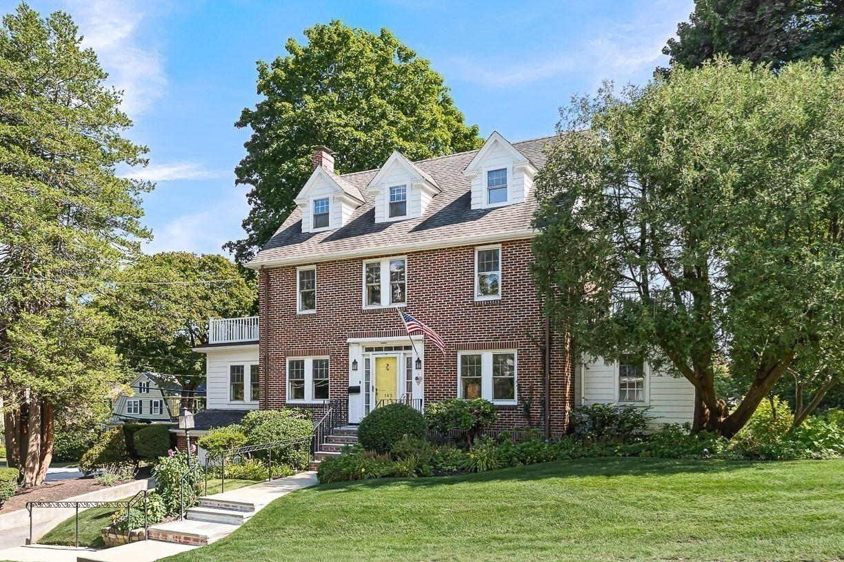 143 Arlington Street Property Photo 41