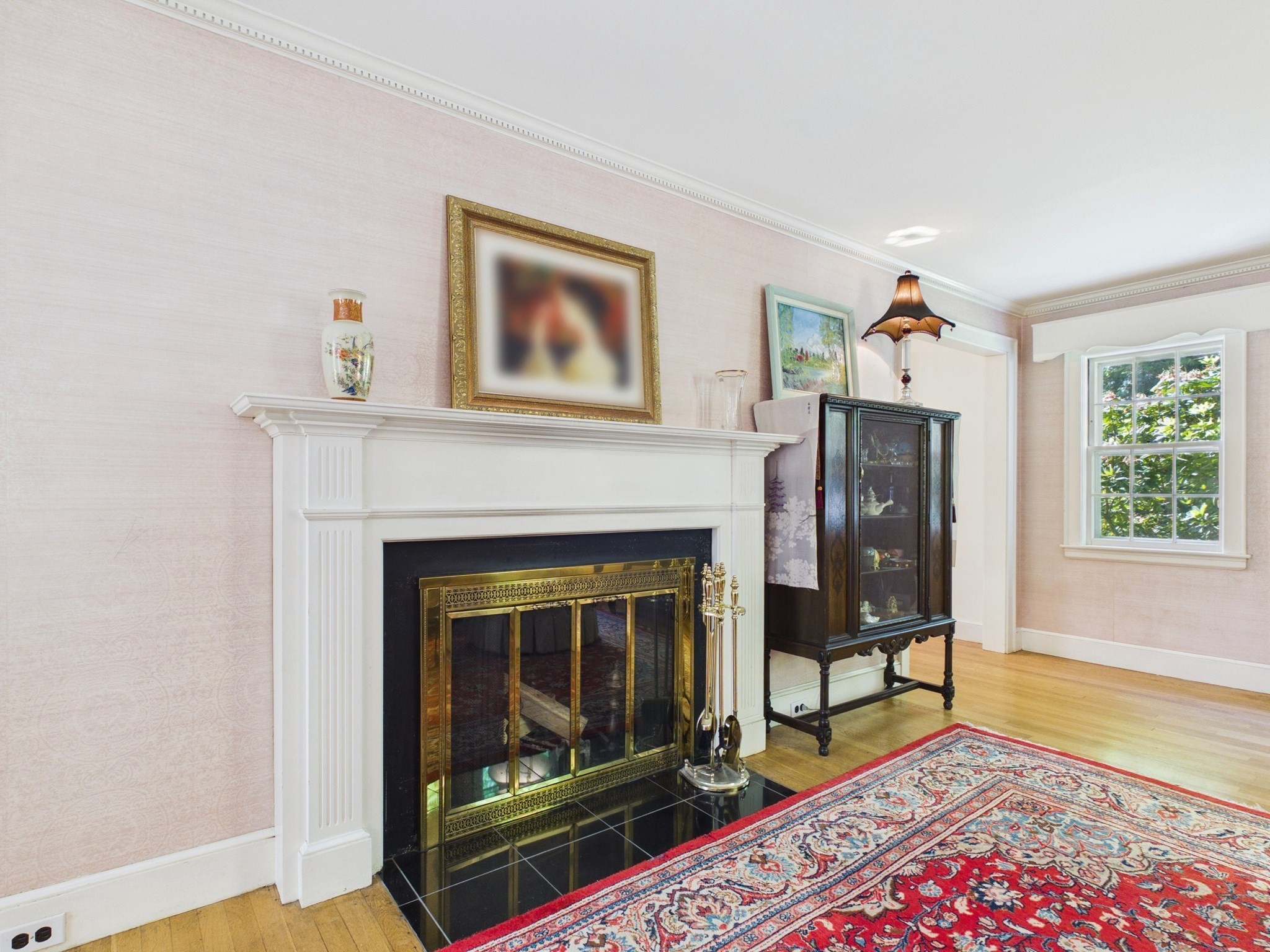 390 Marsh St Property Photo 6