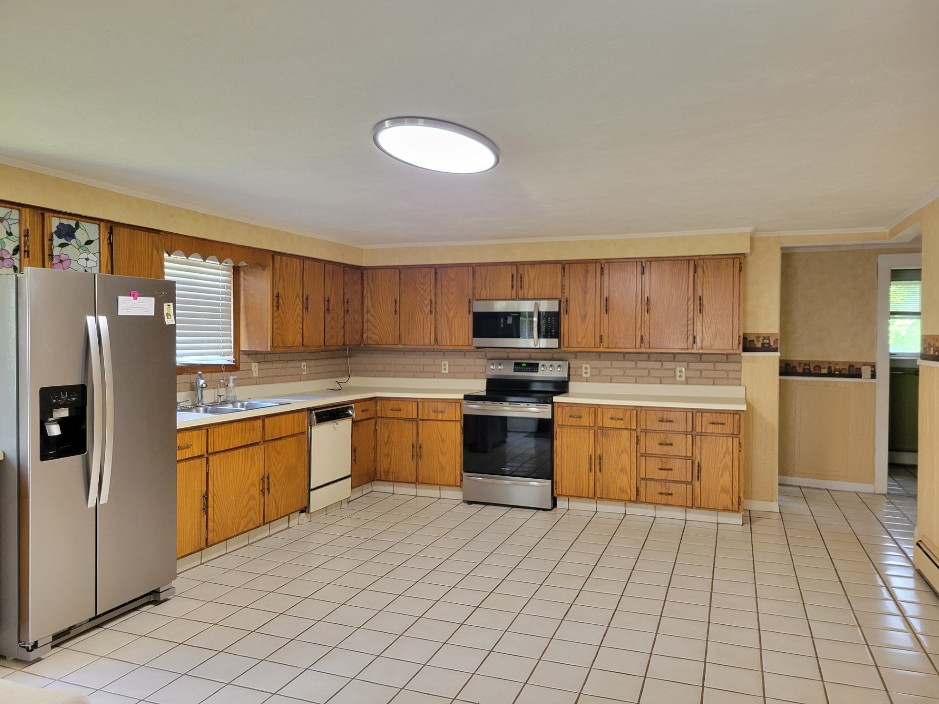 103 Ash Street Property Photo 3