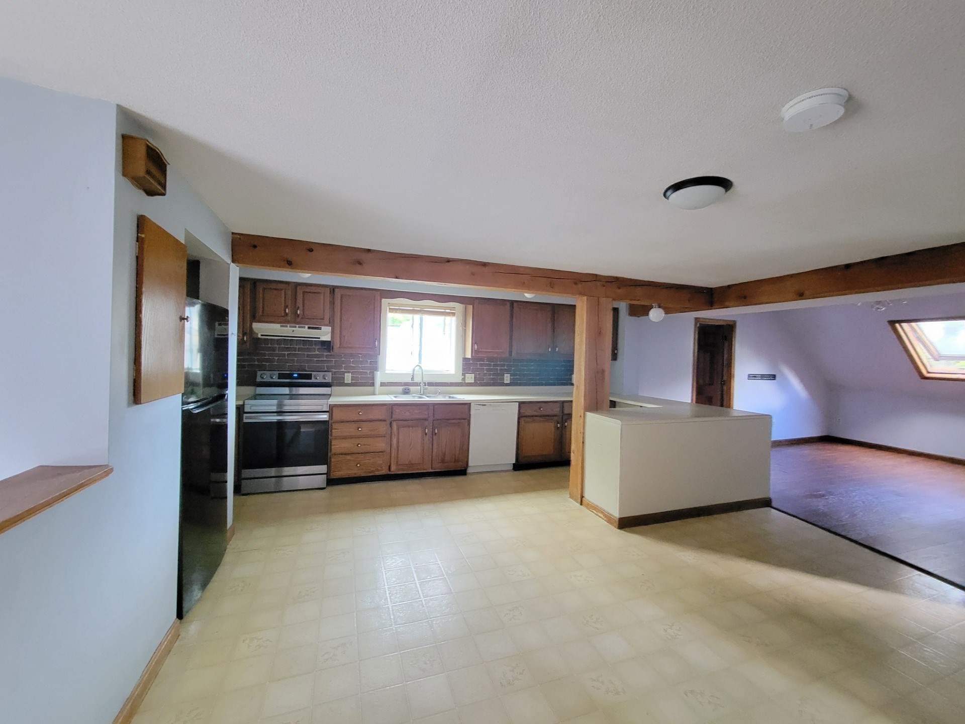103 Ash Street Property Photo 13