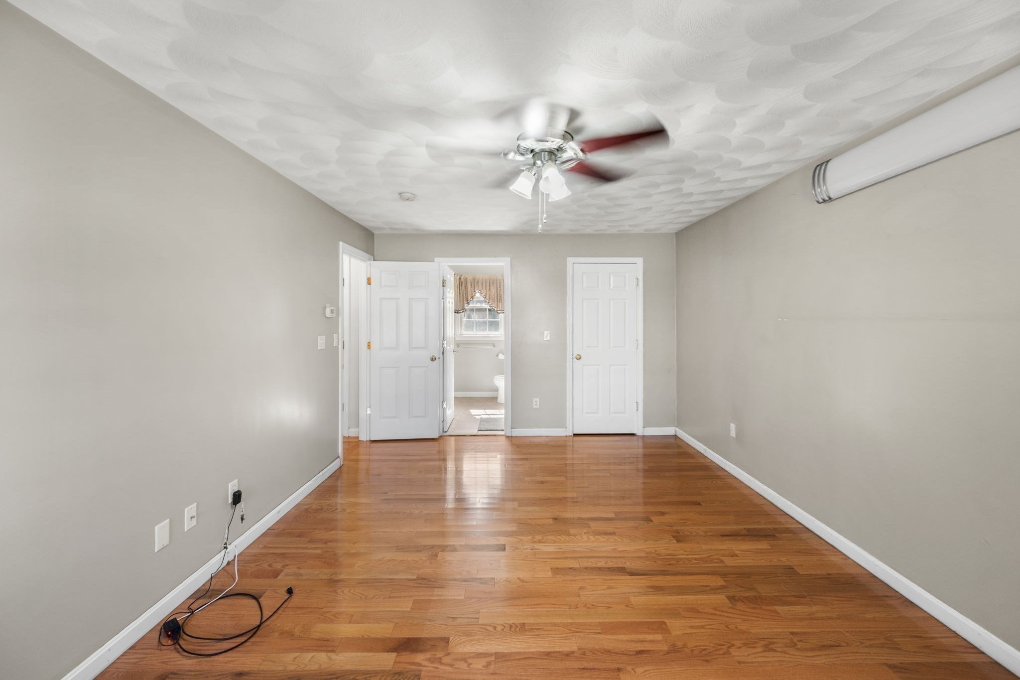388 Varnum Ave Property Photo 17