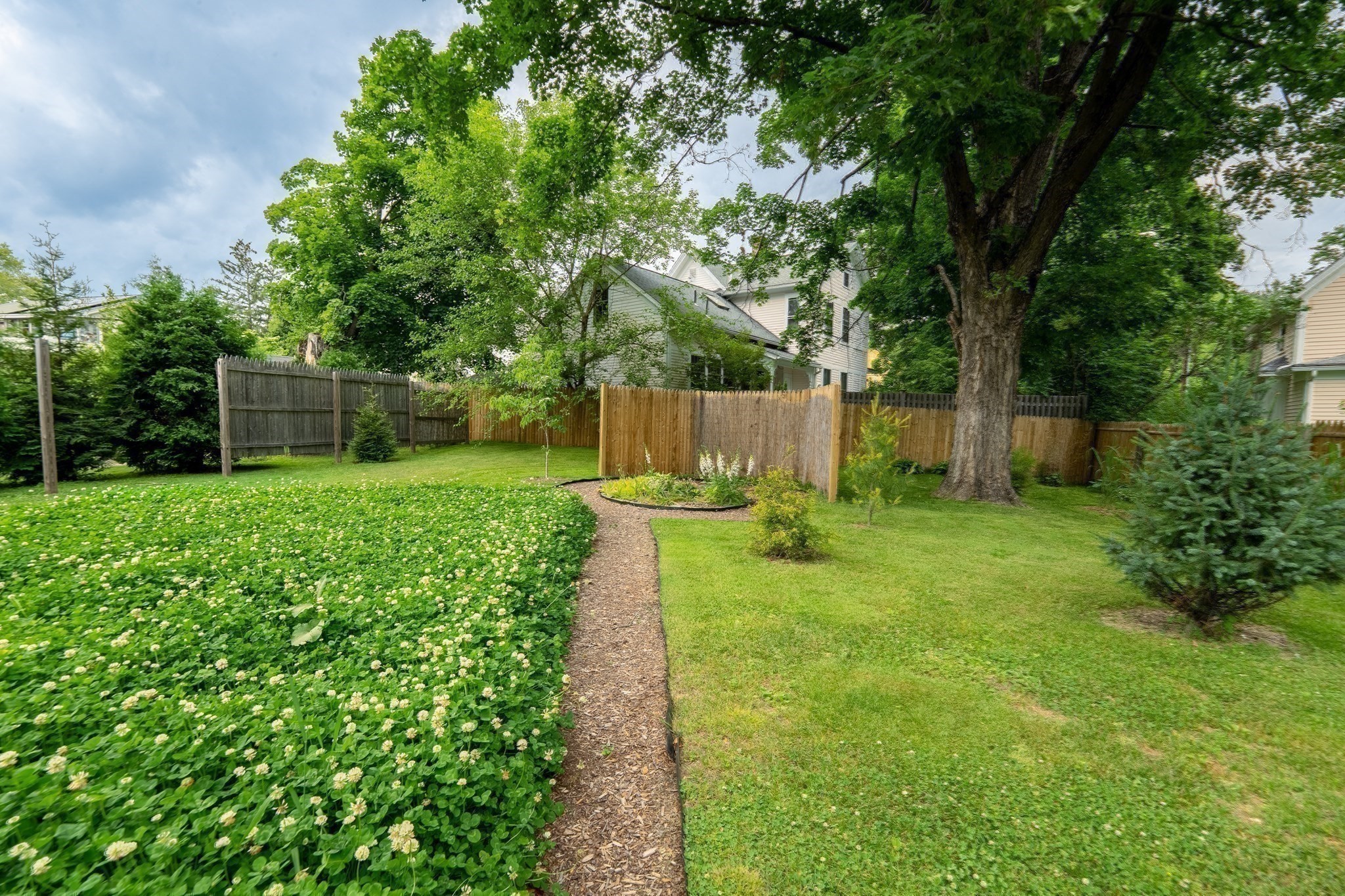 42 Bliss Property Photo 28