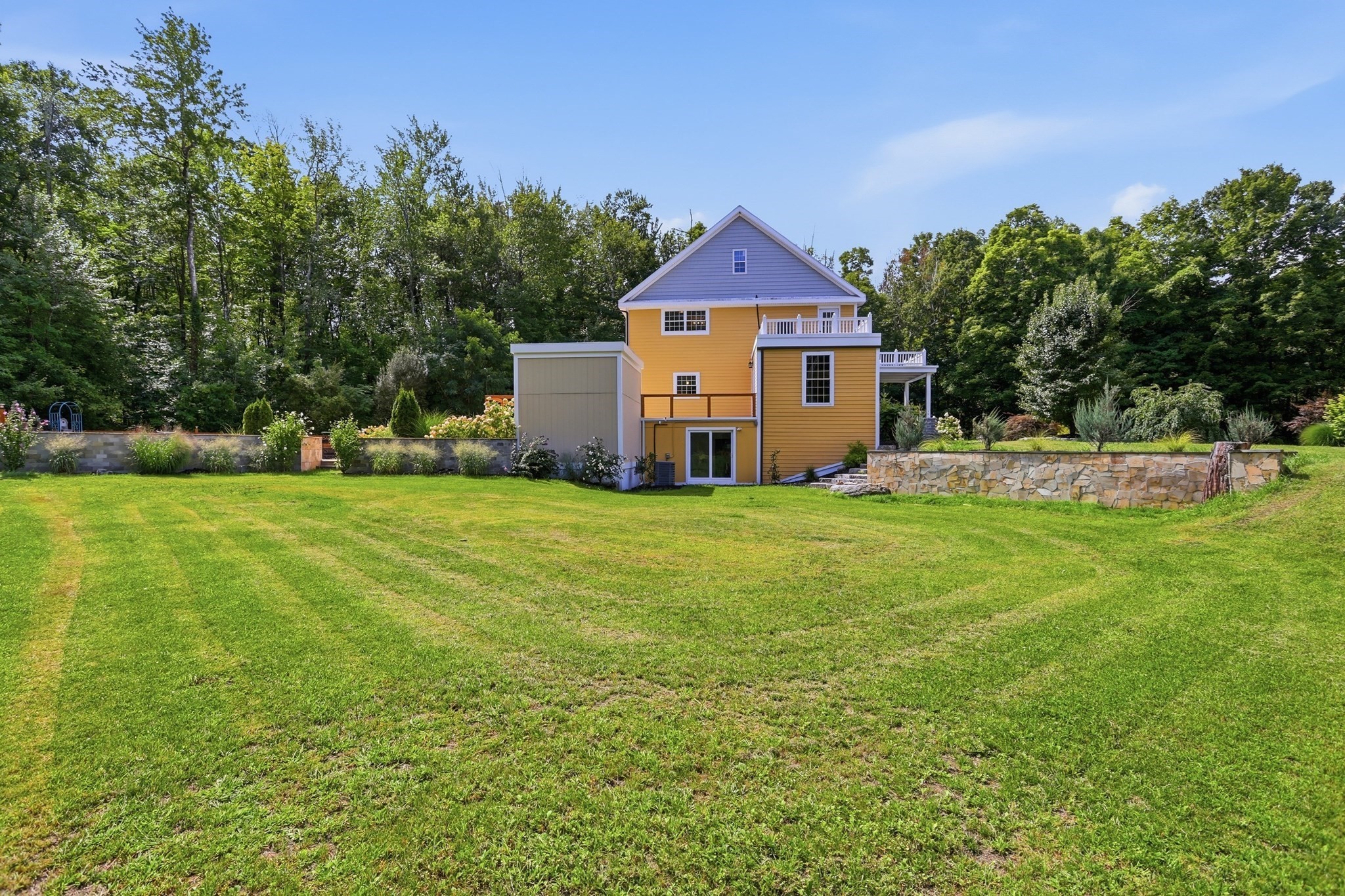 6 James Patten Dr Property Photo 5