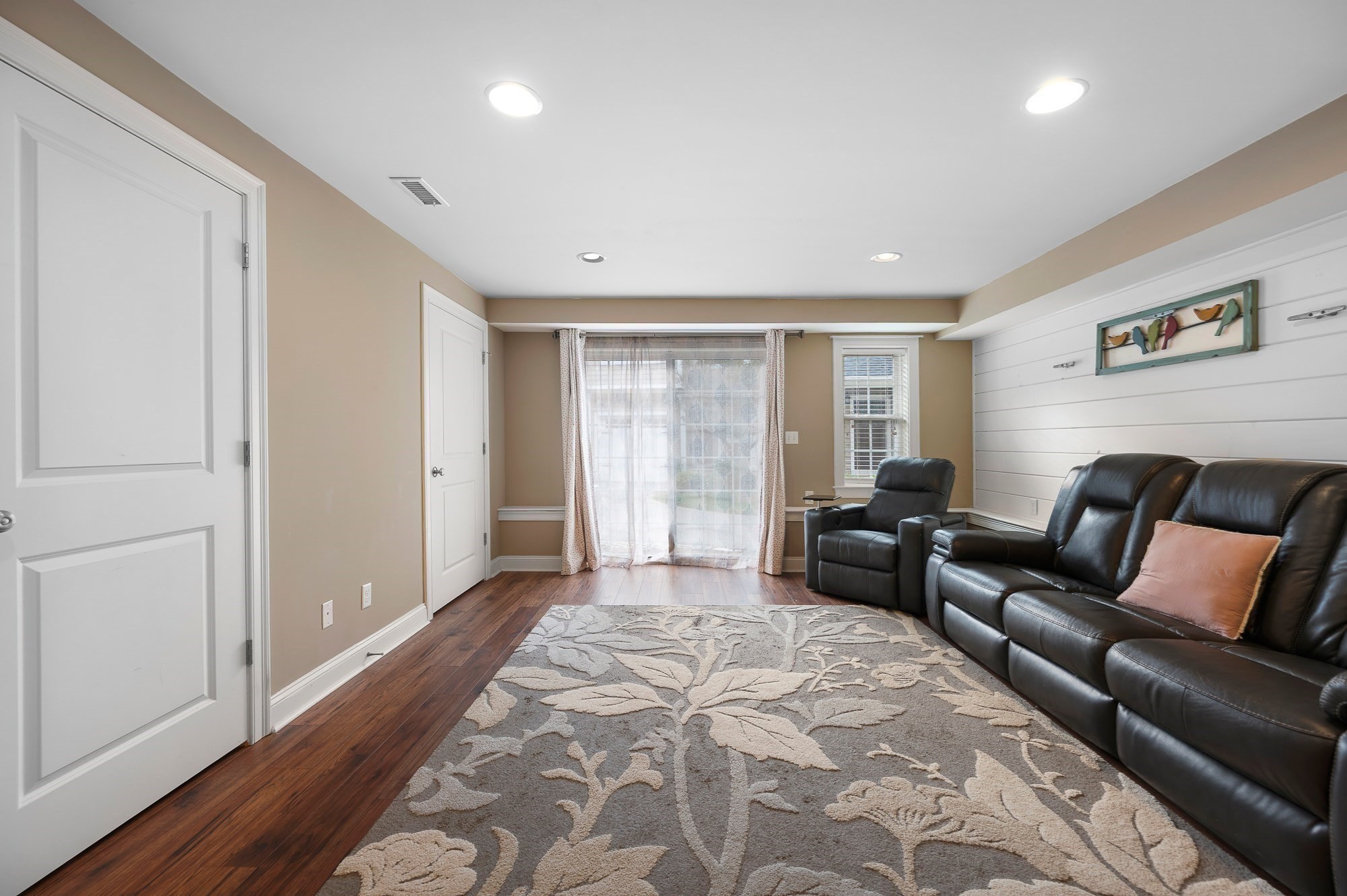210 S Quinsigamond Ave # 2 Property Photo 23