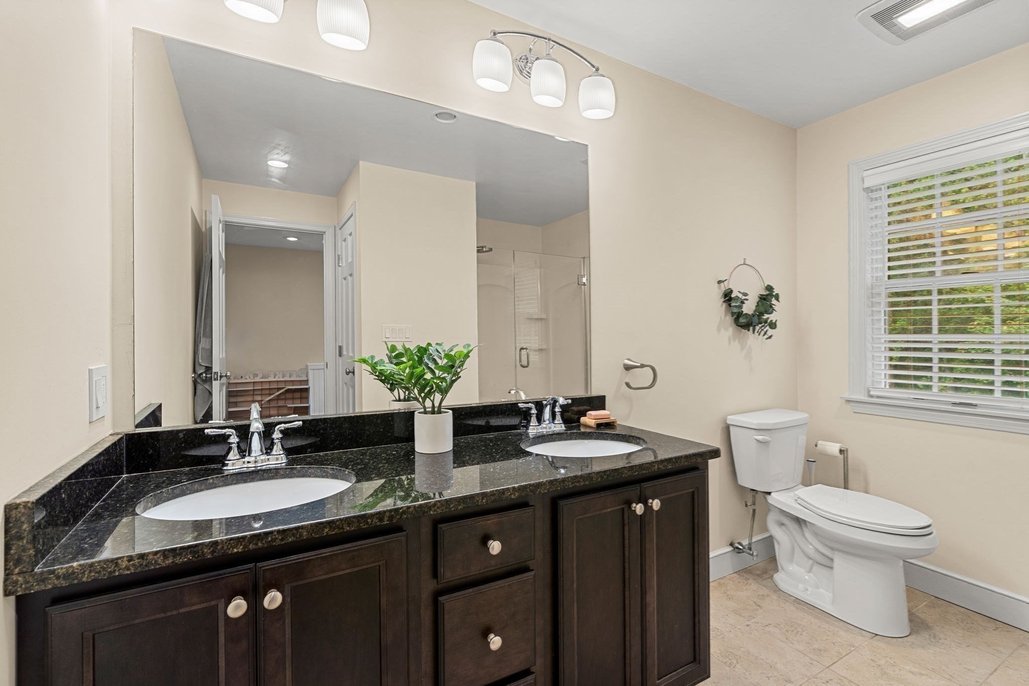 20 Virginia Lane Property Photo 24