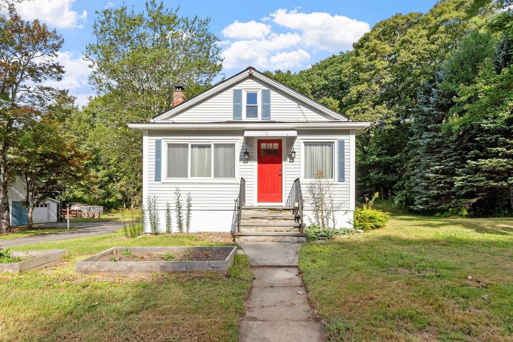 322 Pearl Street Property Photo 1