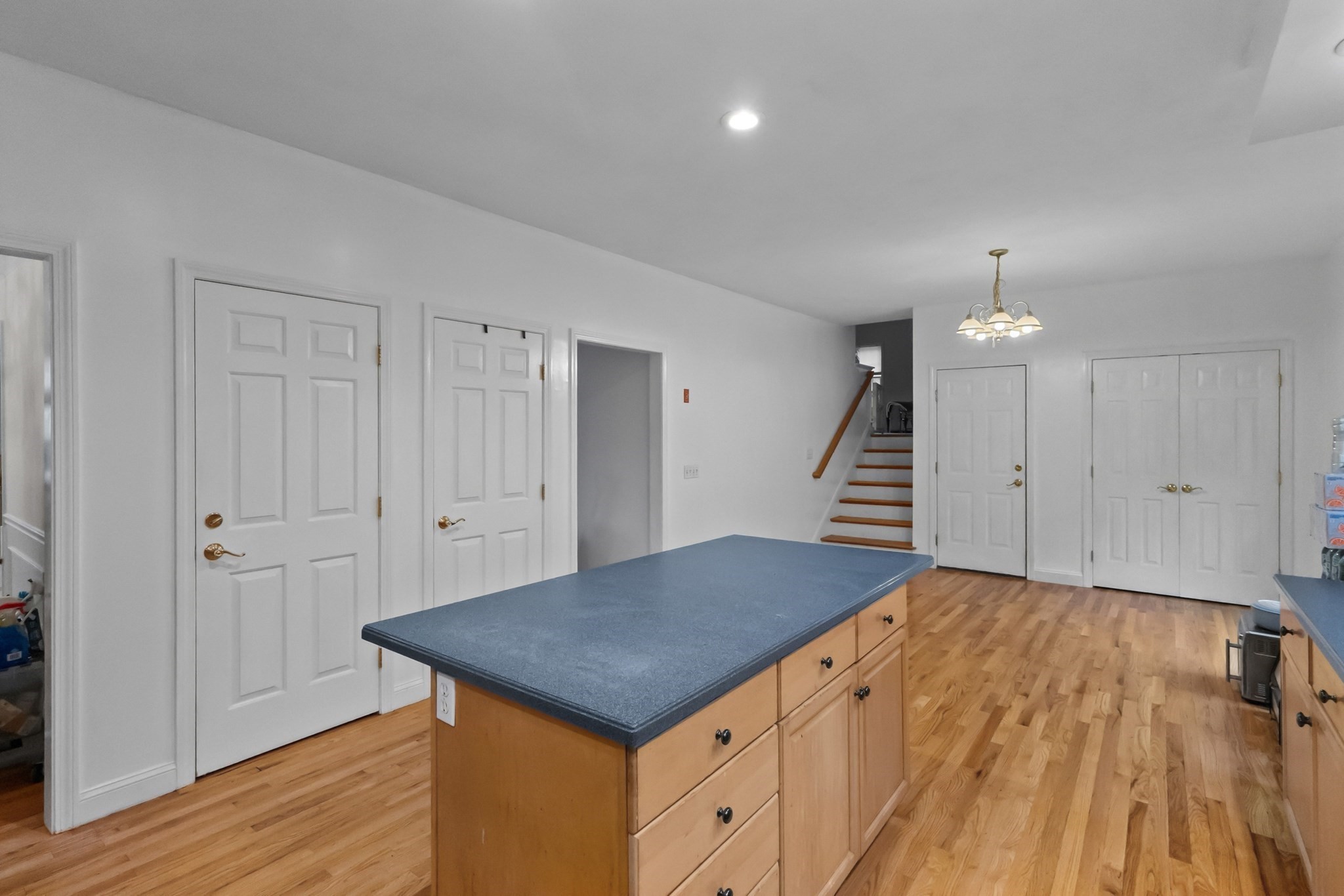 352 Grafton St Property Photo 7