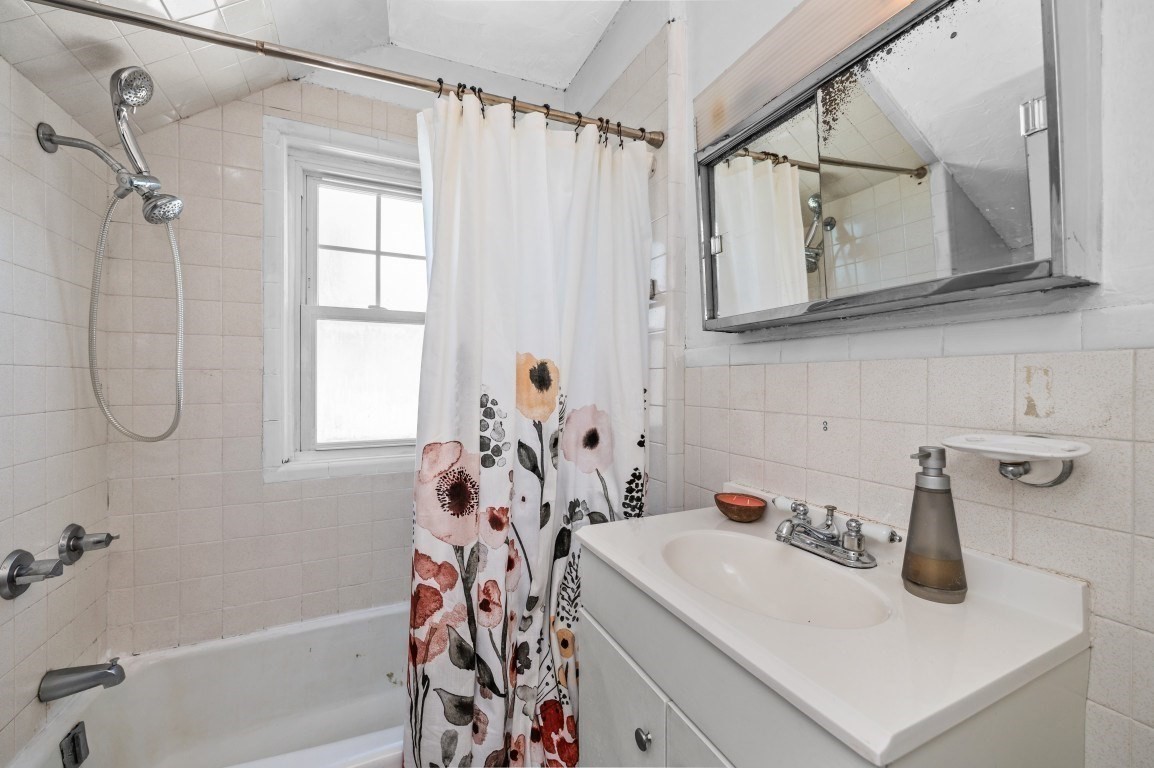 69 Foss St Property Photo 15