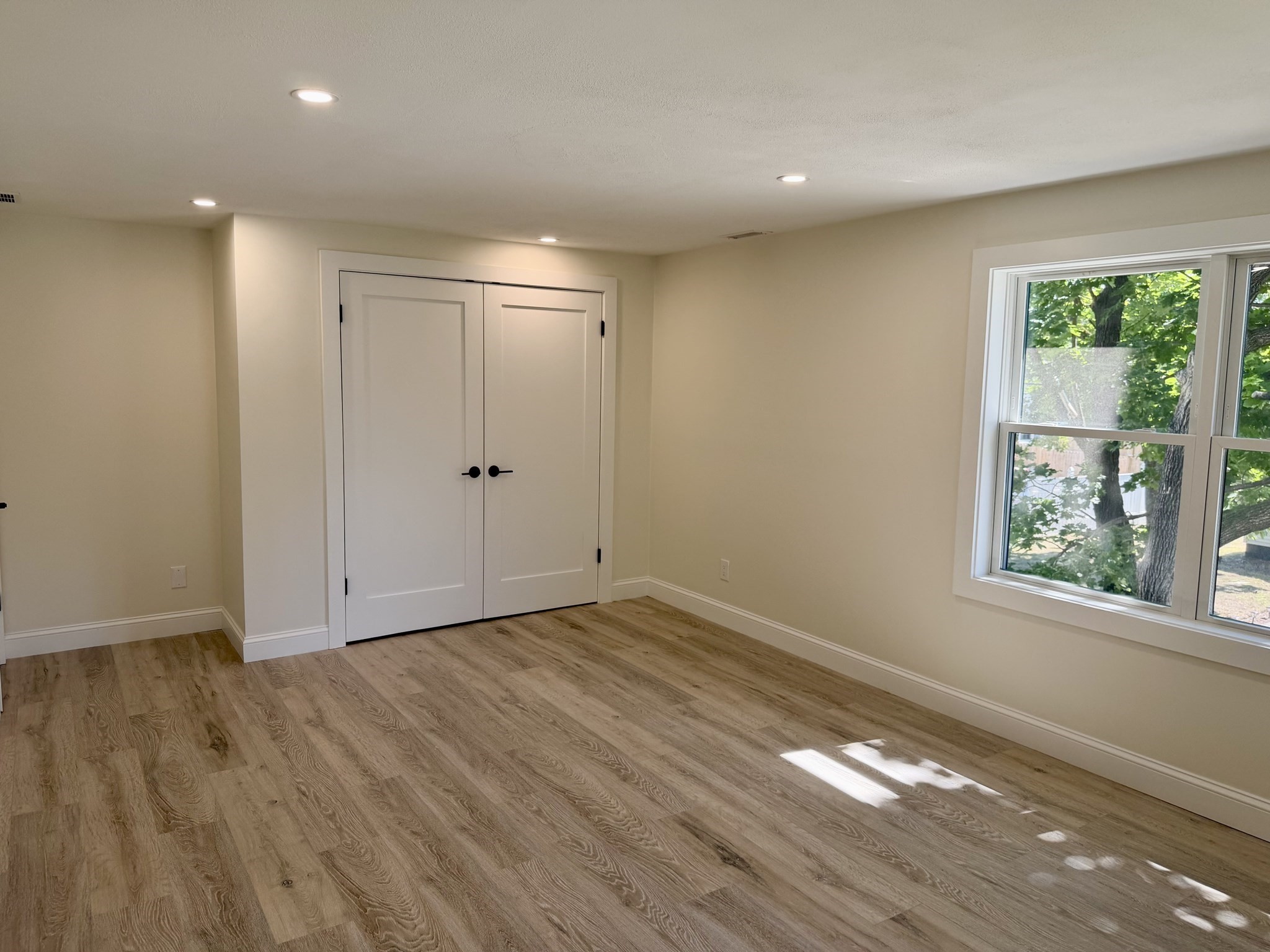 37 Karen St Property Photo 12