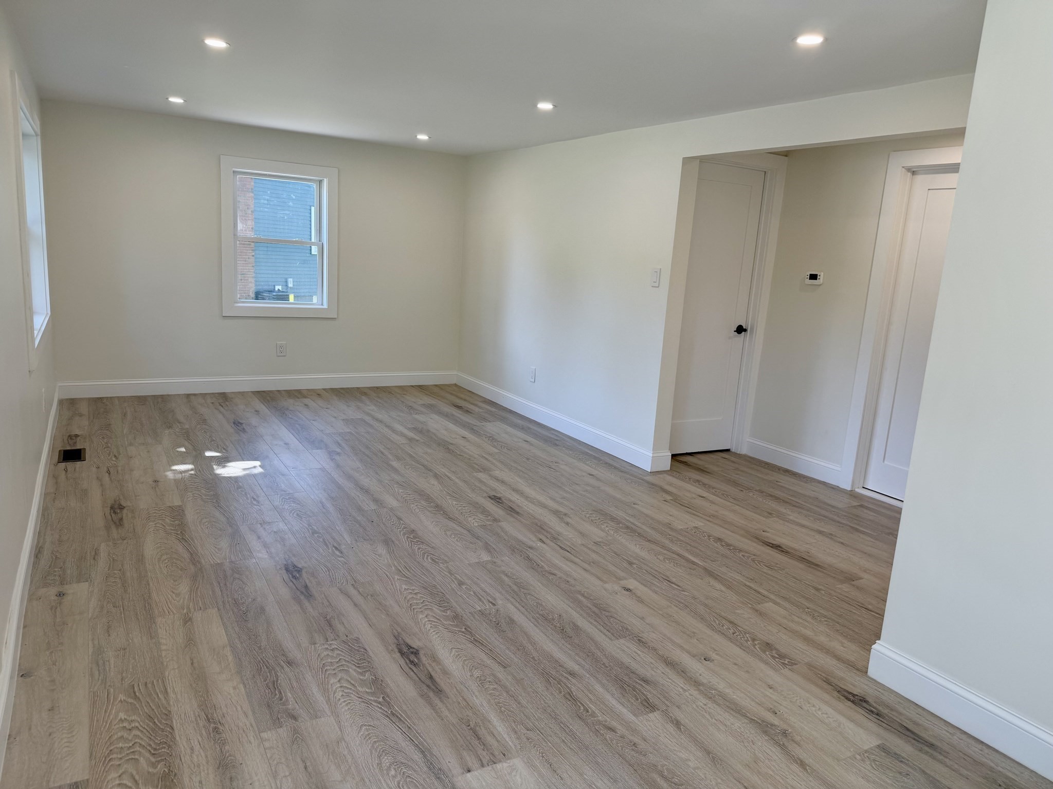 37 Karen St Property Photo 14