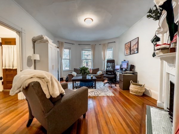 287 Chestnut Avenue # 1 Property Photo 1