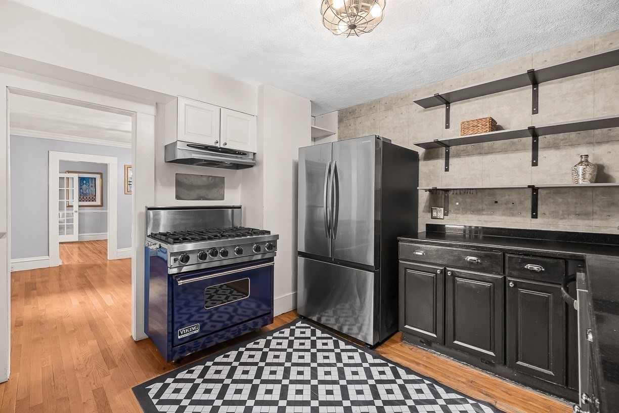 189 Washington St # 2 Property Photo 8