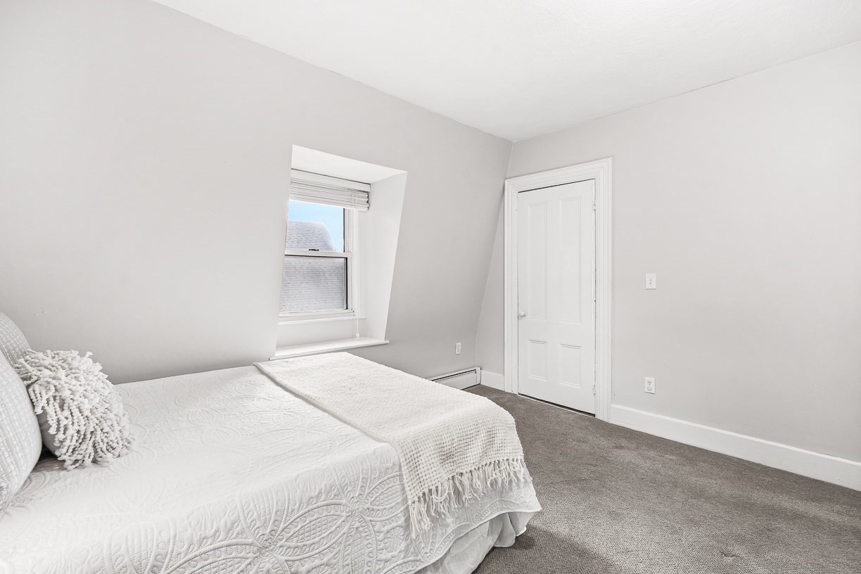 189 Washington St # 2 Property Photo 27