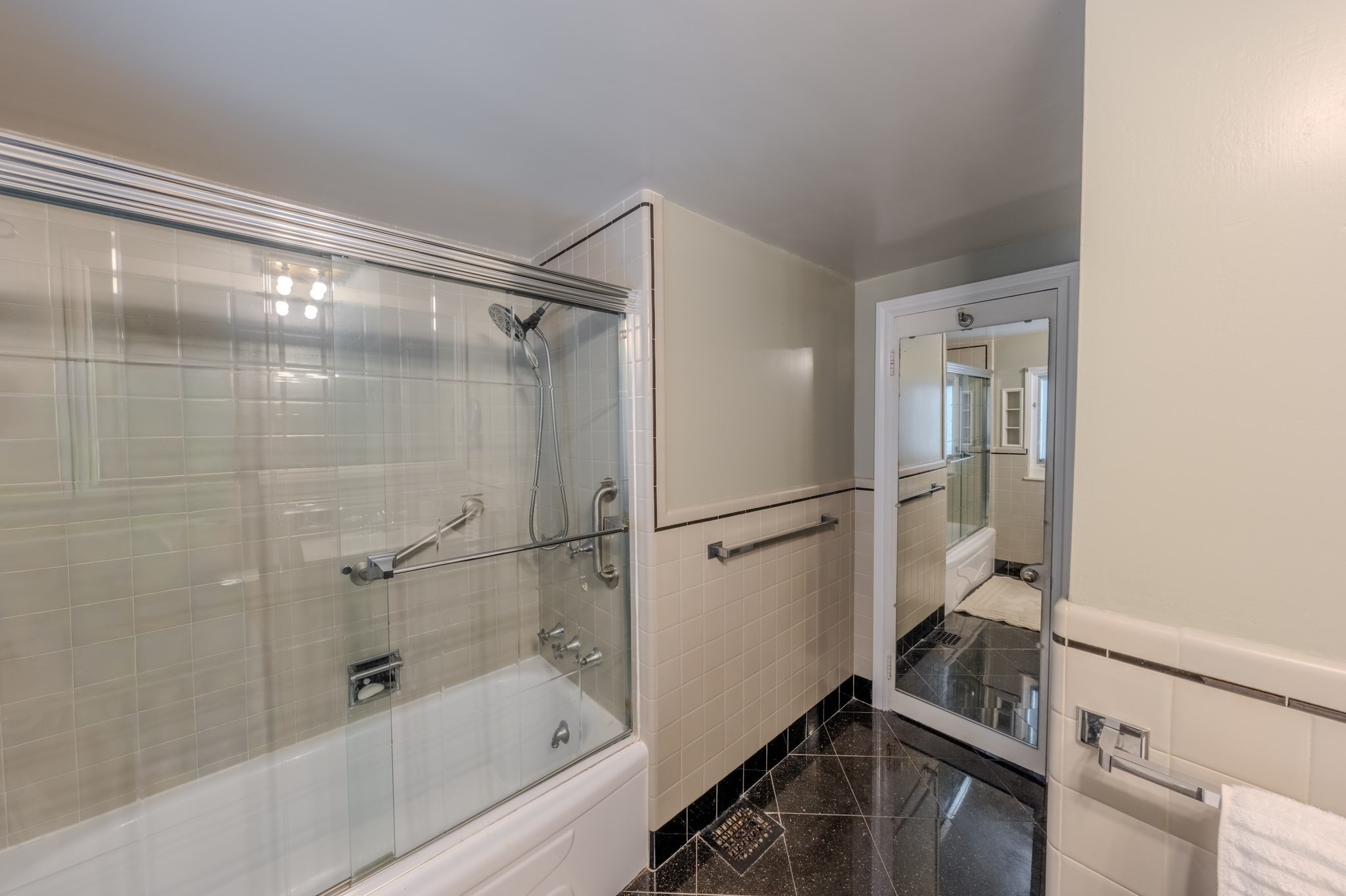 55 Burrell St Property Photo 19
