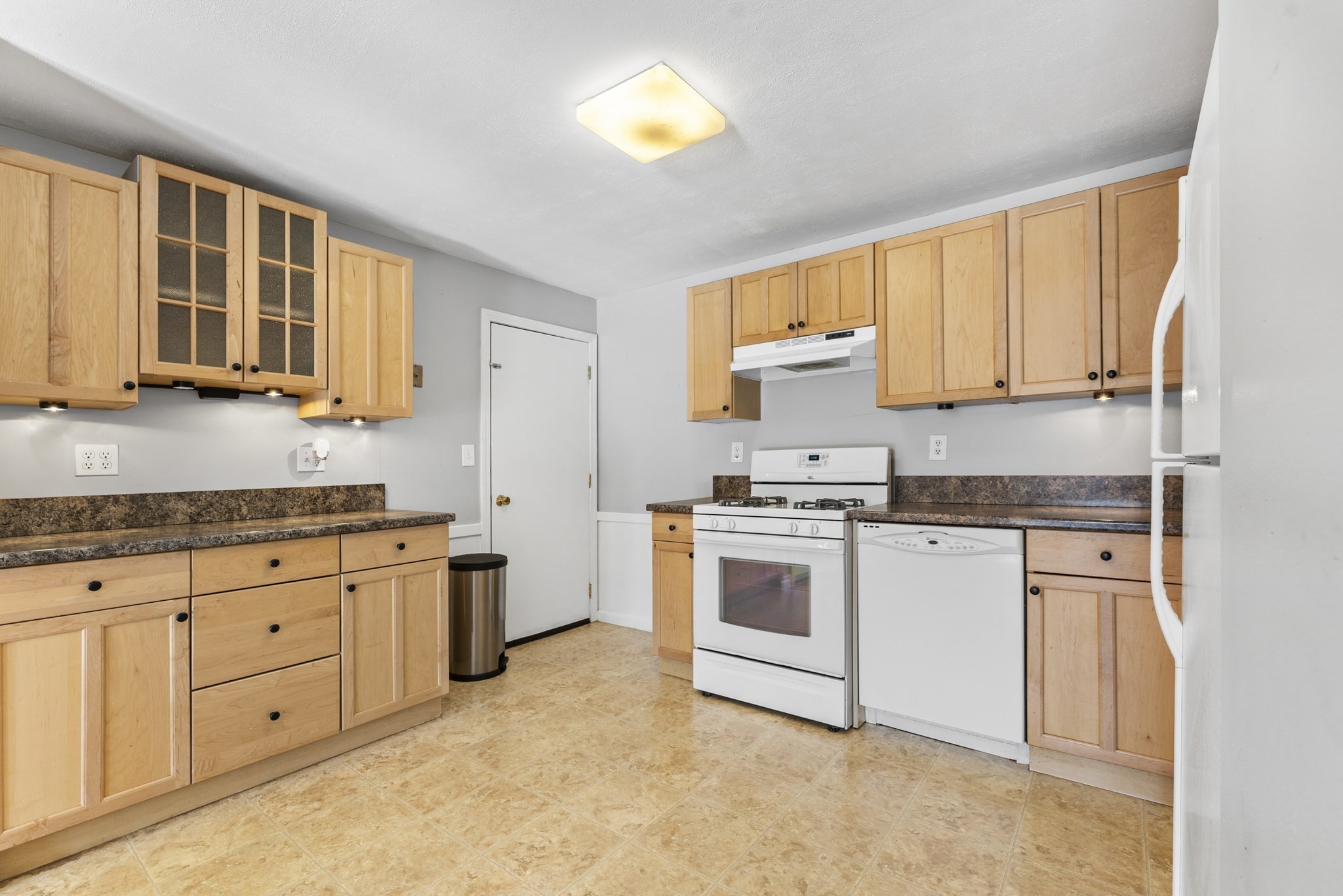 82 Boylston Ln # 21 Property Photo 6